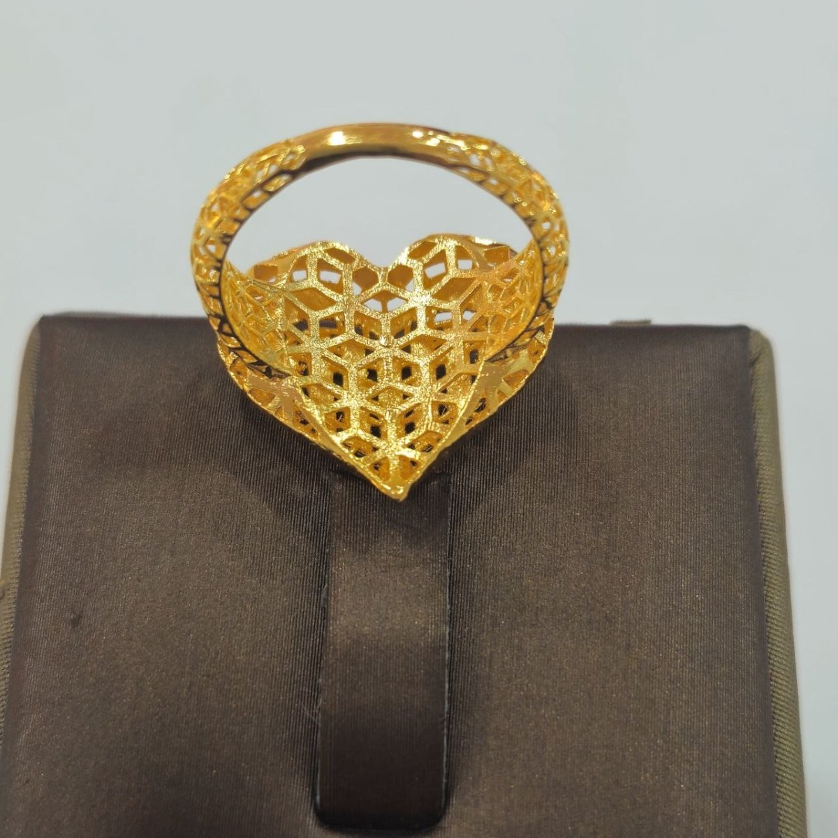 22k / 916 Gold Lightweight Heart Ring - Best Gold Shop 22k gold 22k gold ring 916 gold Rings