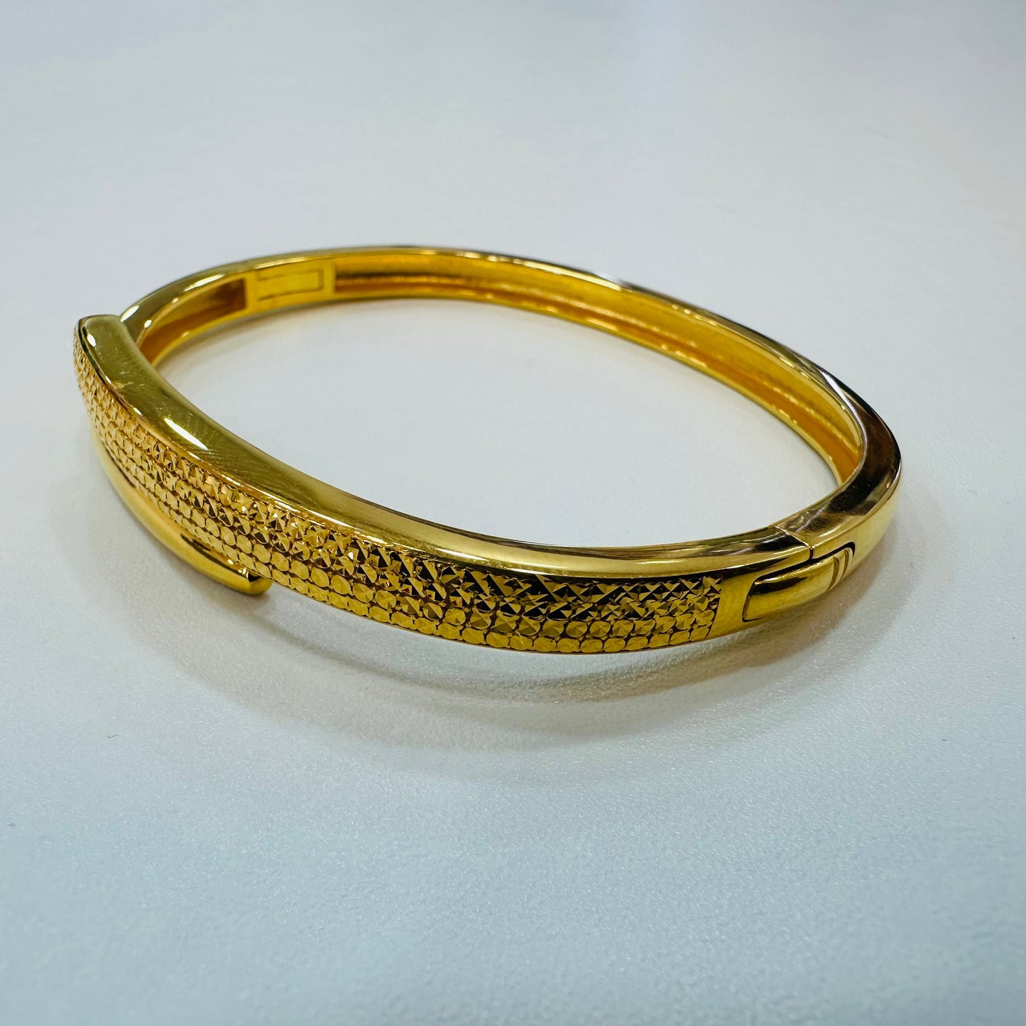 22K / 916 Gold Cuff Bangle by Best Gold Shop