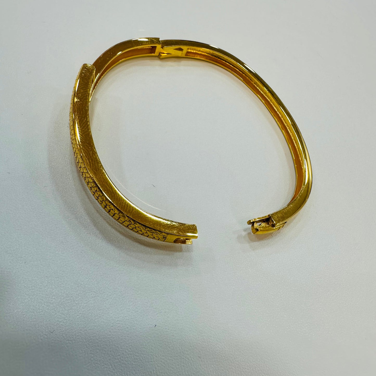 22K / 916 Gold Cuff Bangle by Best Gold Shop