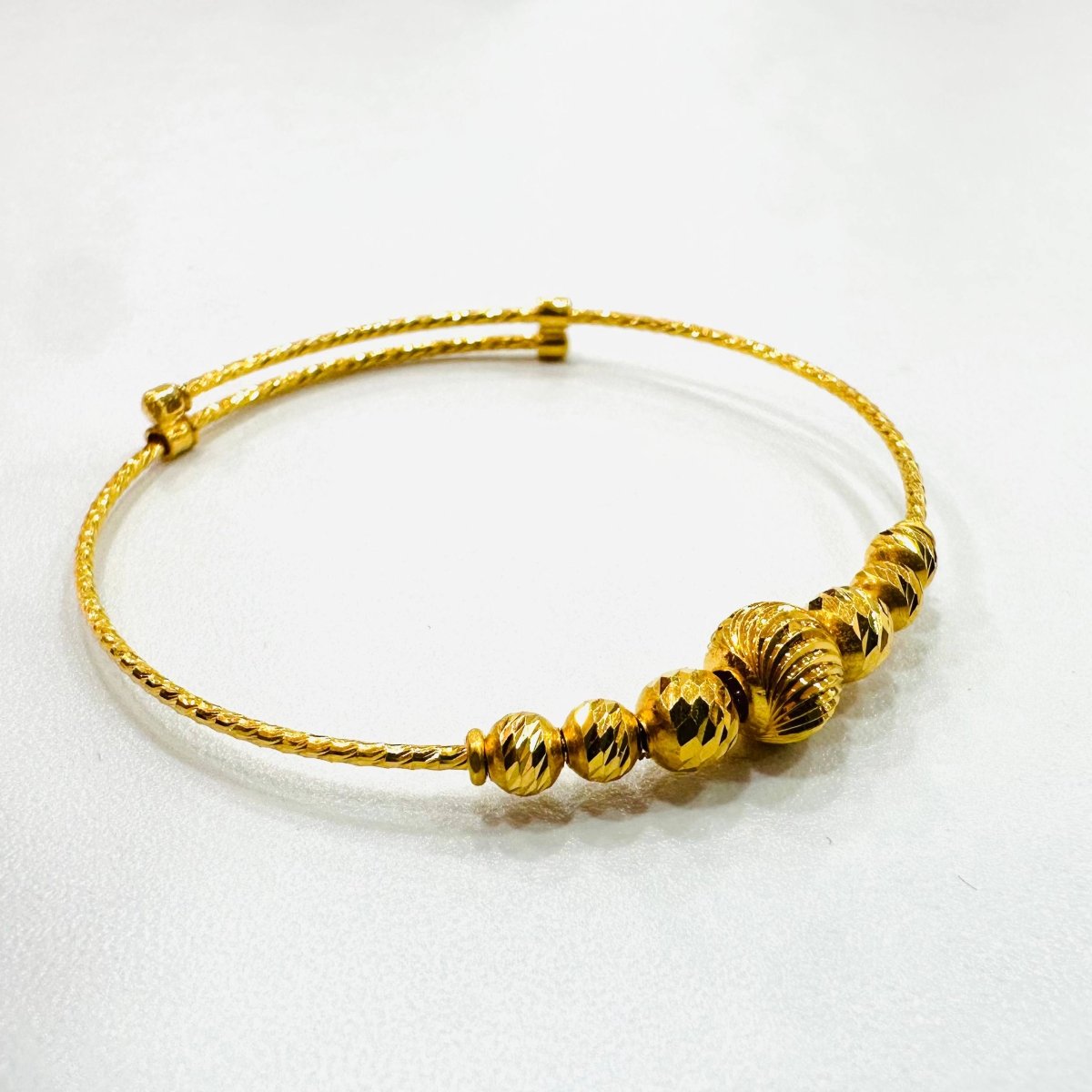 22 / 916 Gold Baby Bangle Slim design V1 - 22k gold 22k gold baby bangle 916 baby bangle Bracelets