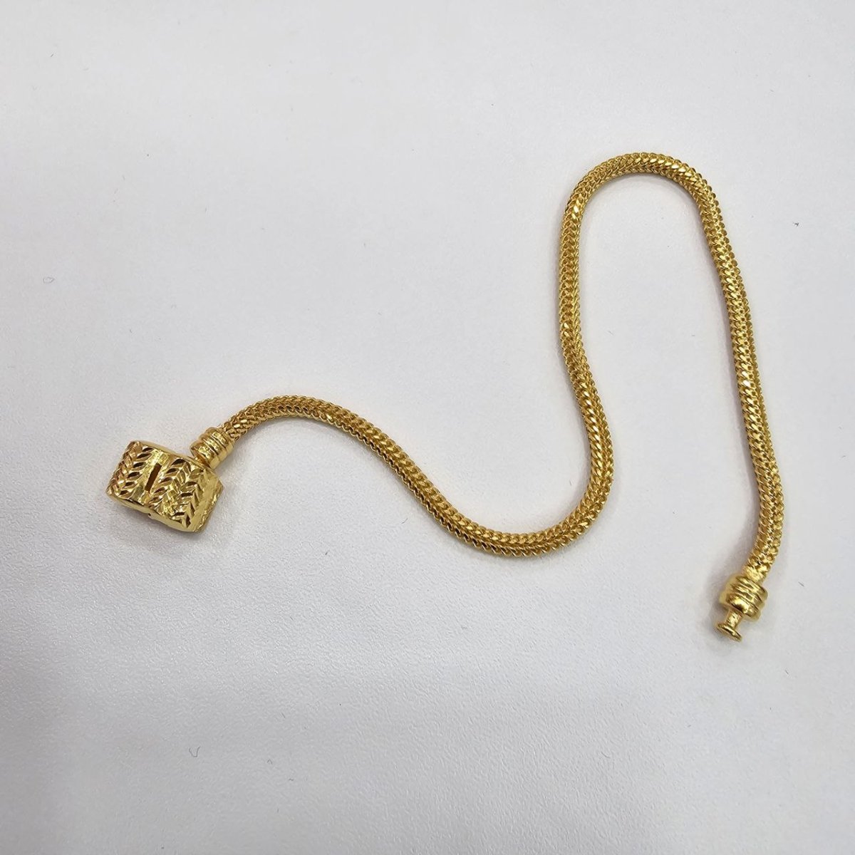 22k / 916 Gold Charm Cutting OVAL Bracelet by Best Gold Shop - Best Gold Shop 22k gold 22k gold bracelet 916 gold Bracelets