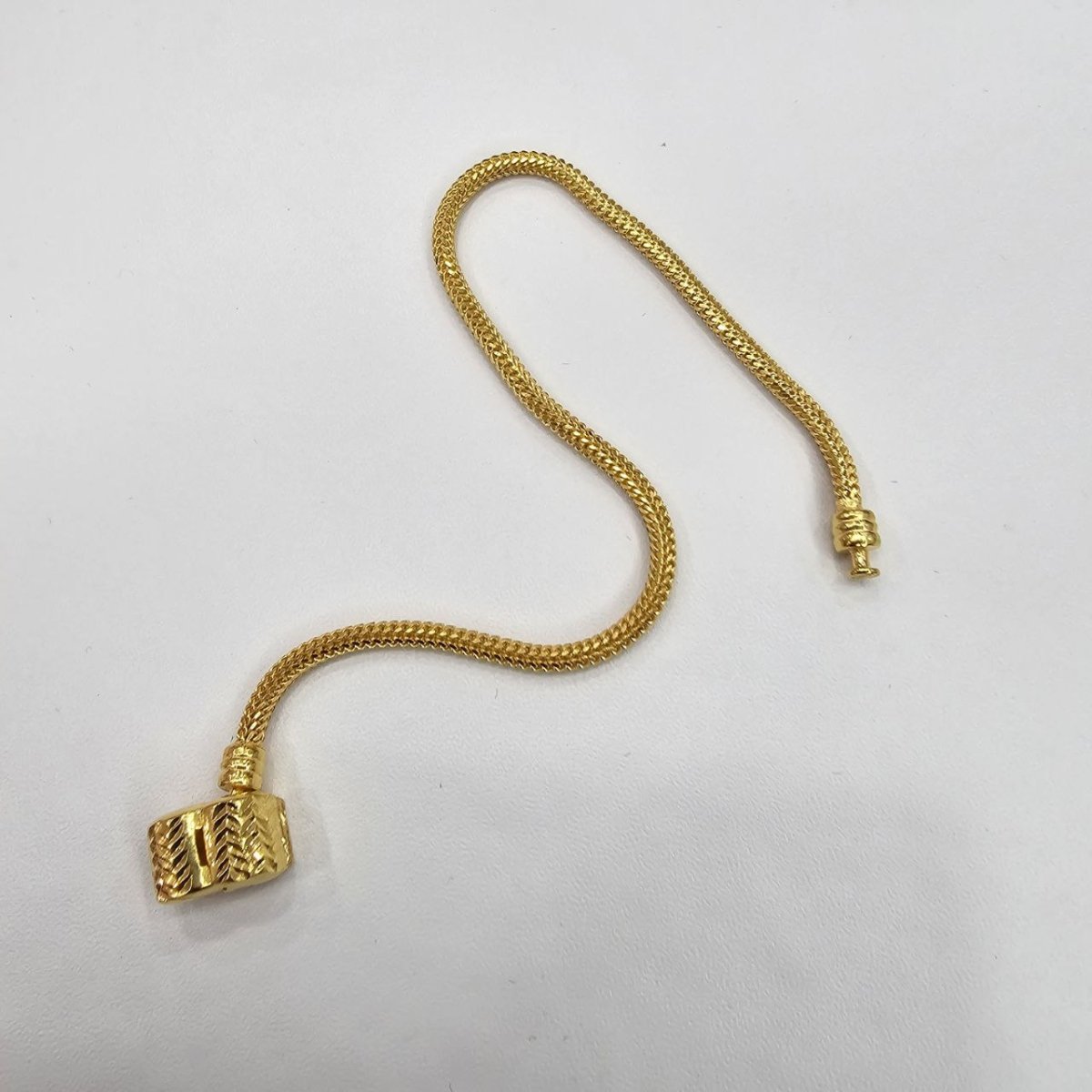 22k / 916 Gold Charm Cutting OVAL Bracelet by Best Gold Shop - Best Gold Shop 22k gold 22k gold bracelet 916 gold Bracelets