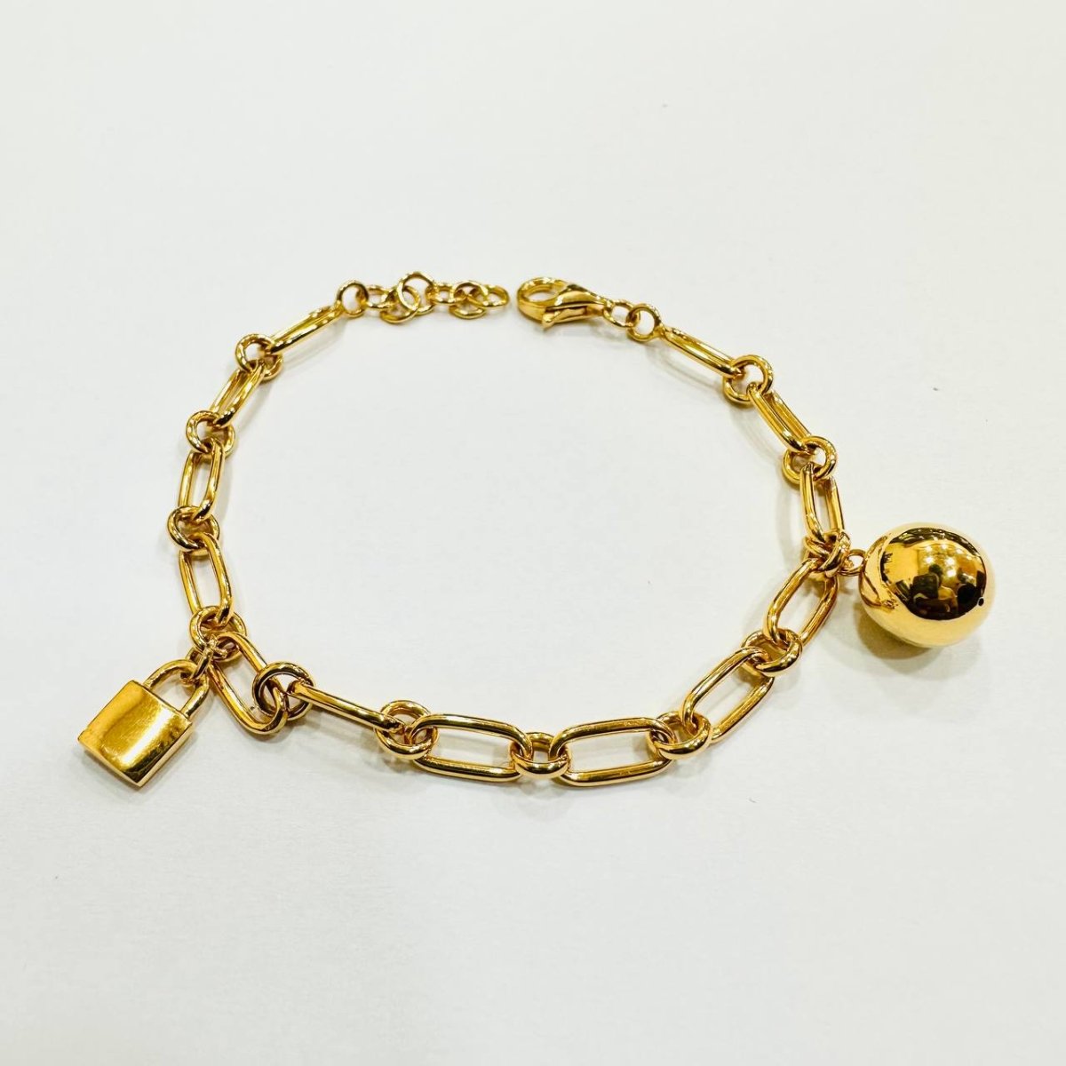 22k / 916 Gold Clip design with Ball and Lock bracelet - Best Gold Shop 22k gold 22k gold bracelet 916 gold 916 gold