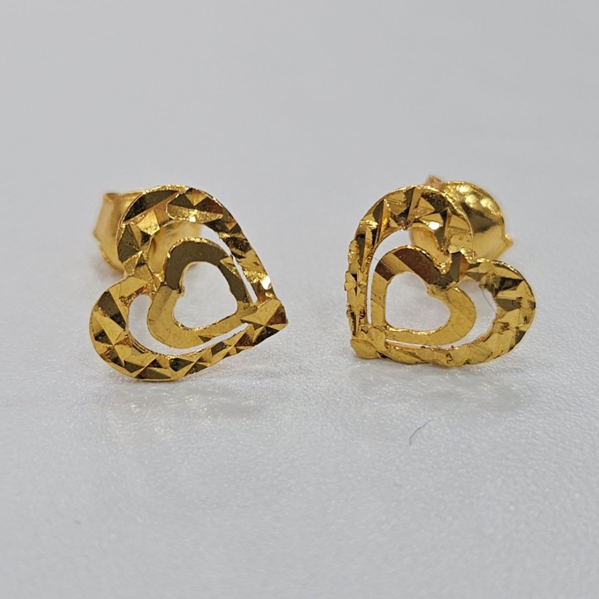 22k / 916 Gold Cutting Heart design Earring - Best Gold Shop 22k gold 22k gold earring 916 gold Earrings