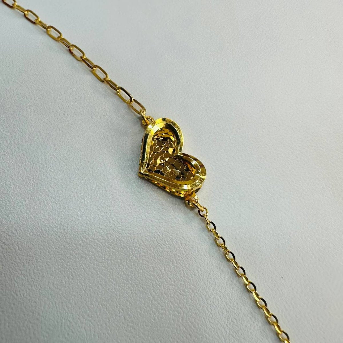 22k / 916 Gold Cutting Heart with Design Bracelet, Bold Design - Best Gold Shop 22k gold 22k gold bracelet 916 gold Bracelets