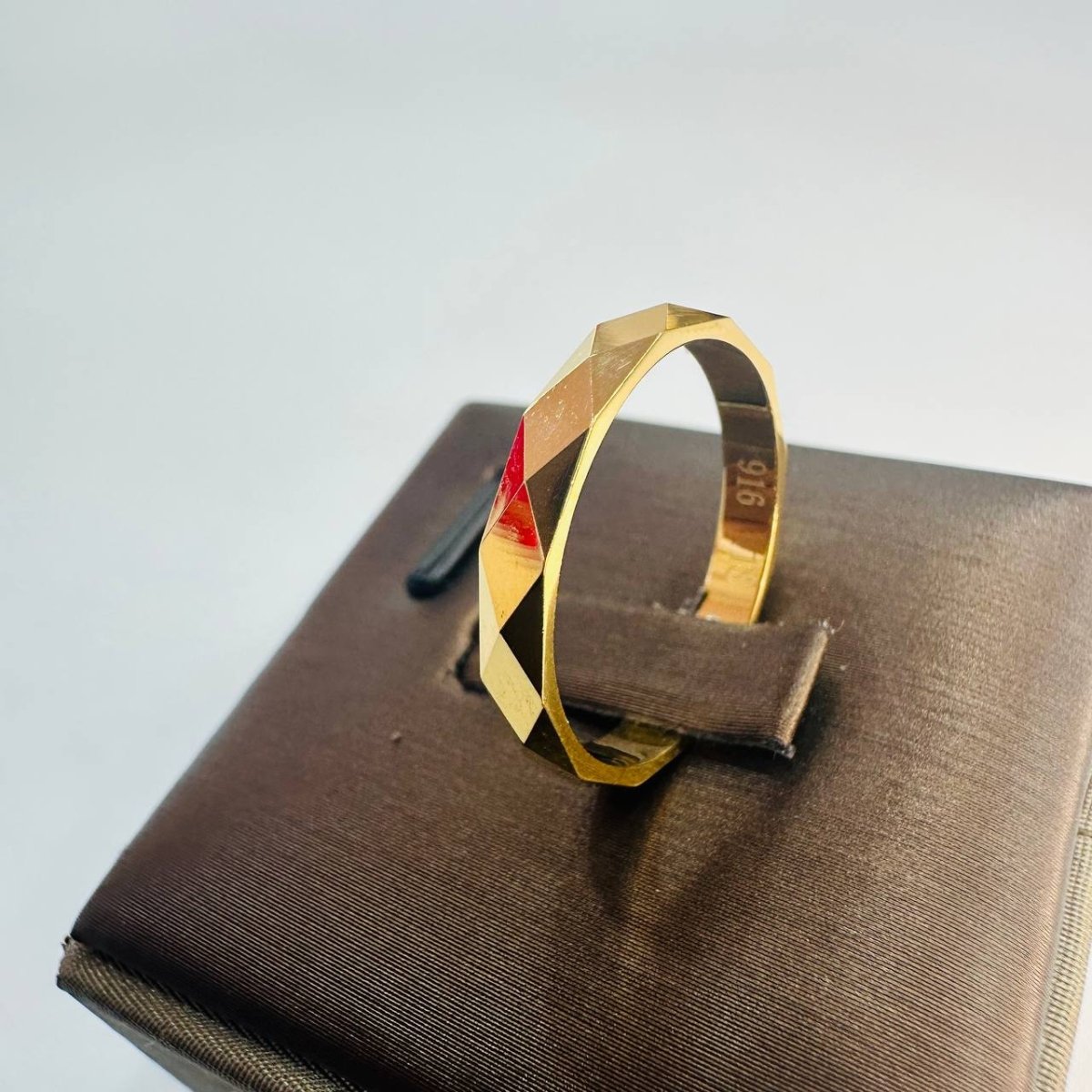 22k / 916 Gold Diamond Craving Design Ring - Best Gold Shop 22k gold 22k gold ring 916 gold Rings