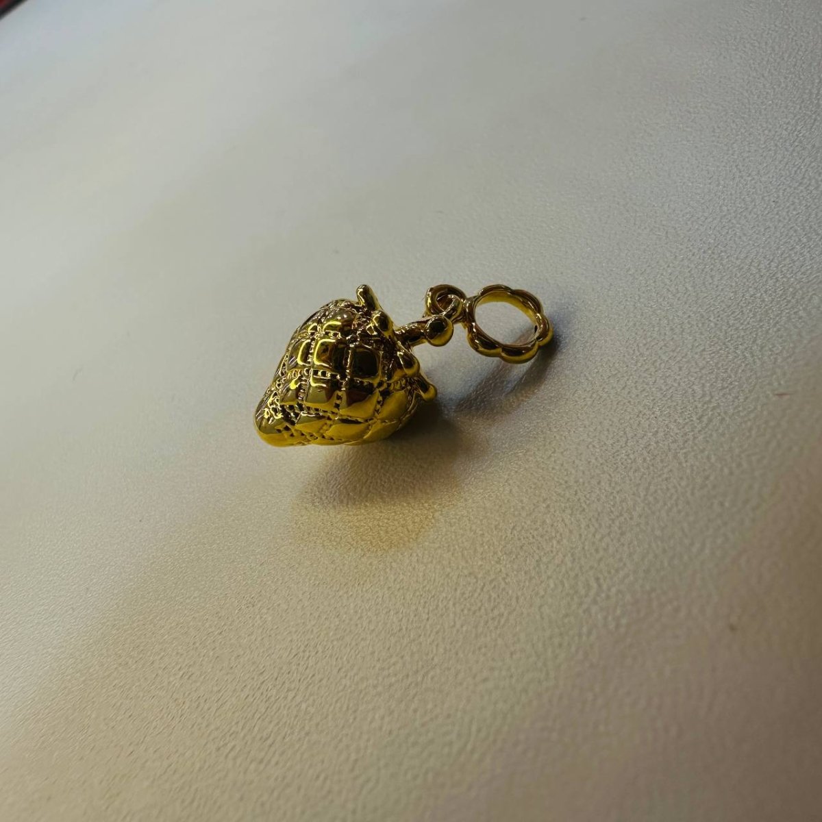 22K / 916 Gold Different Design 0.13 to 0.25 grams Weight Pendants and Charms - 22k gold pendant Charms & Pendants