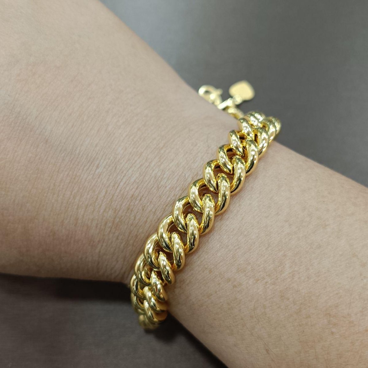 22k / 916 gold hollow Fish bone Bracelet by Best Gold Shop - Best Gold Shop 22k gold 22k gold bracelet 916 gold Bracelets