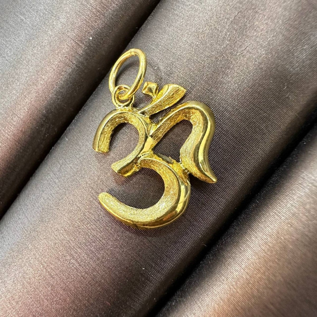 22k / 916 Gold Om Pendant - Best Gold Shop 22k gold 22k gold pendant 916 gold 916 gold