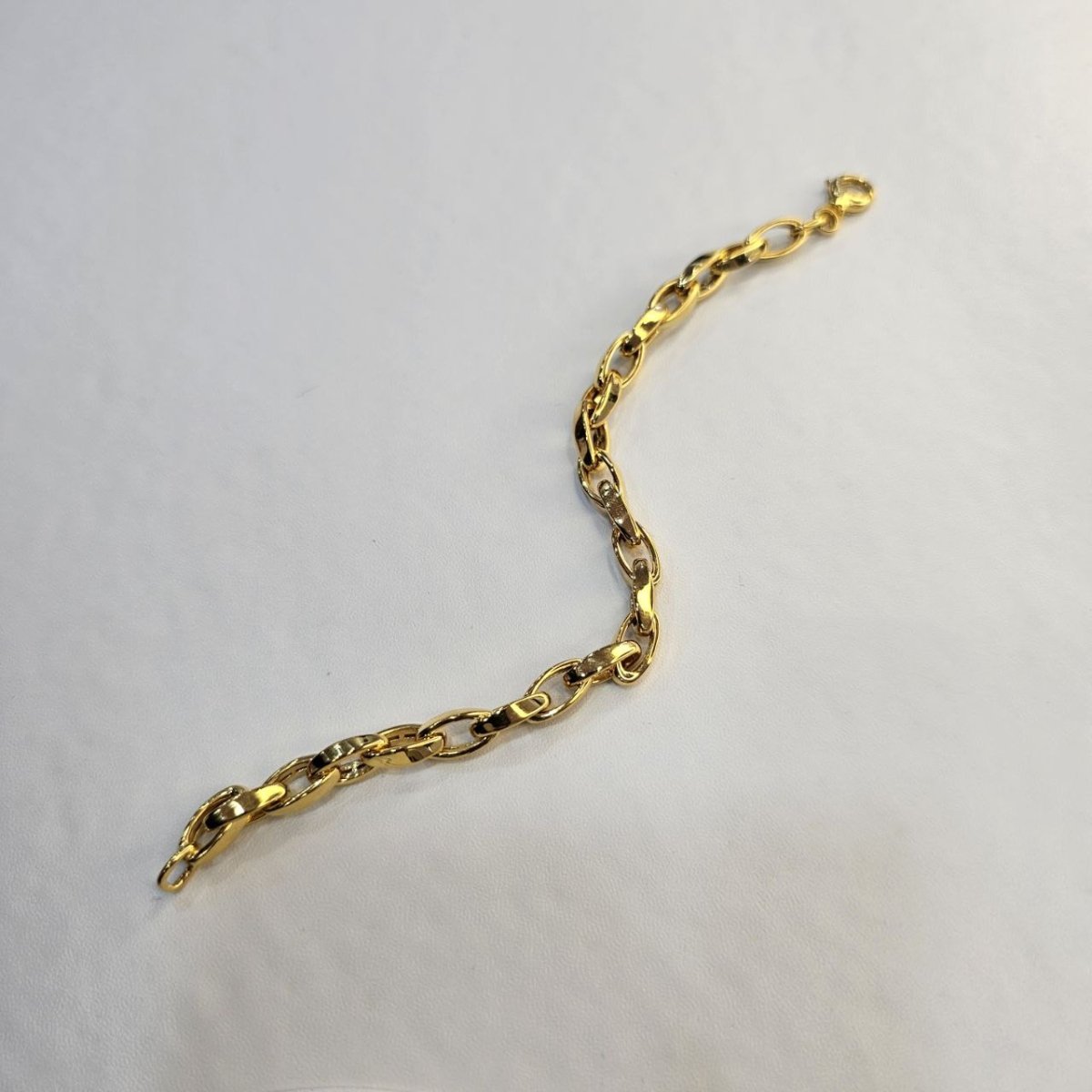 22k / 916 Gold Oval Anchor Bracelet by Best Gold Shop - Best Gold Shop 22k gold 22k gold bracelet 916 gold Bracelets