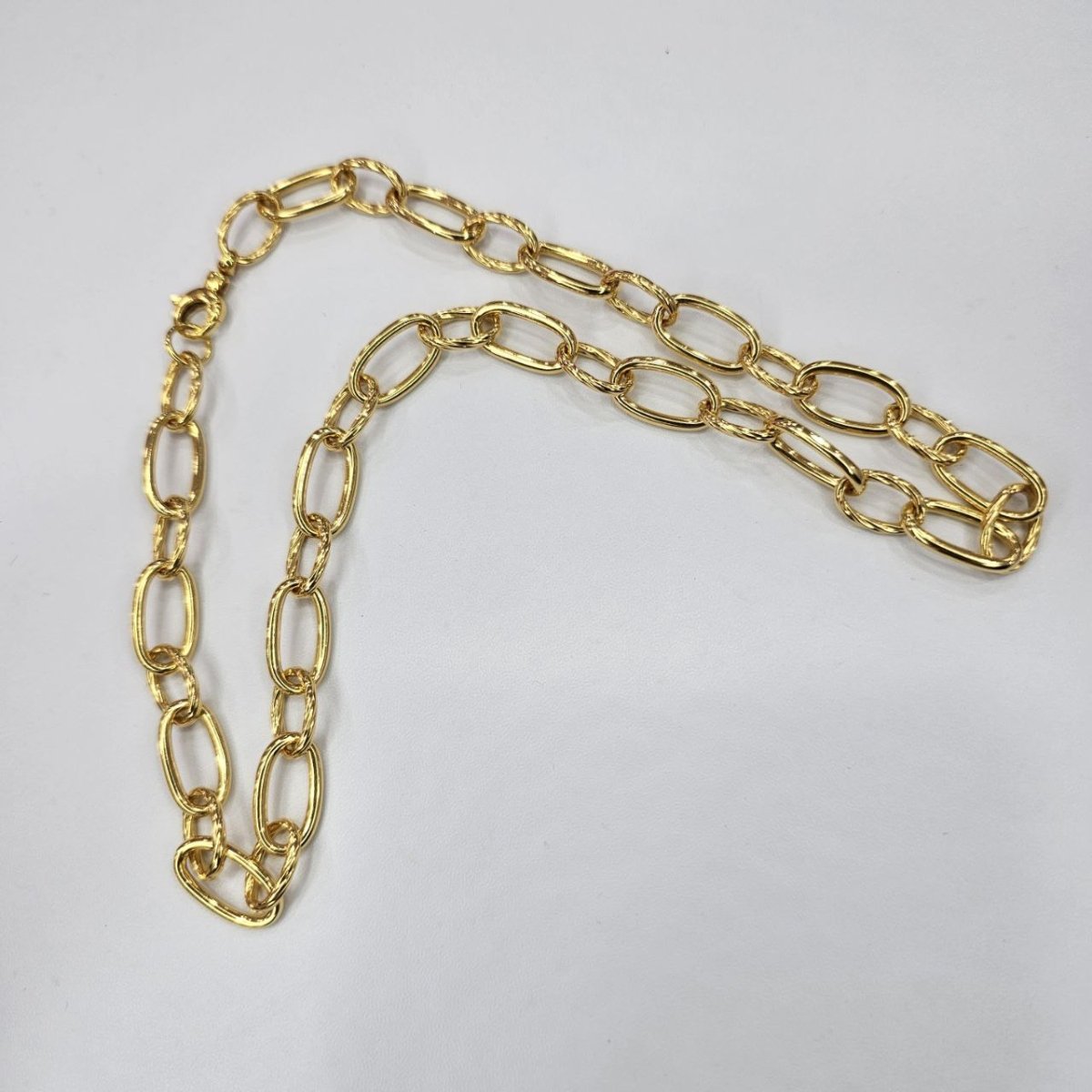 22k / 916 Gold Oval with twisted Link Necklace, Bold and Elegant - Best Gold Shop 22k gold 22k gold chain 22k gold necklace Necklaces