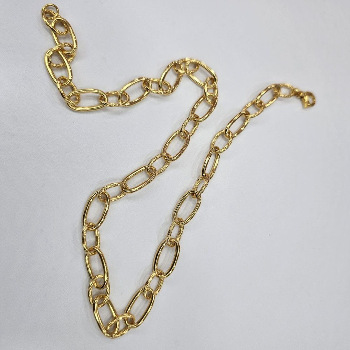 22k / 916 Gold Oval with twisted Link Necklace, Bold and Elegant - Best Gold Shop 22k gold 22k gold chain 22k gold necklace Necklaces