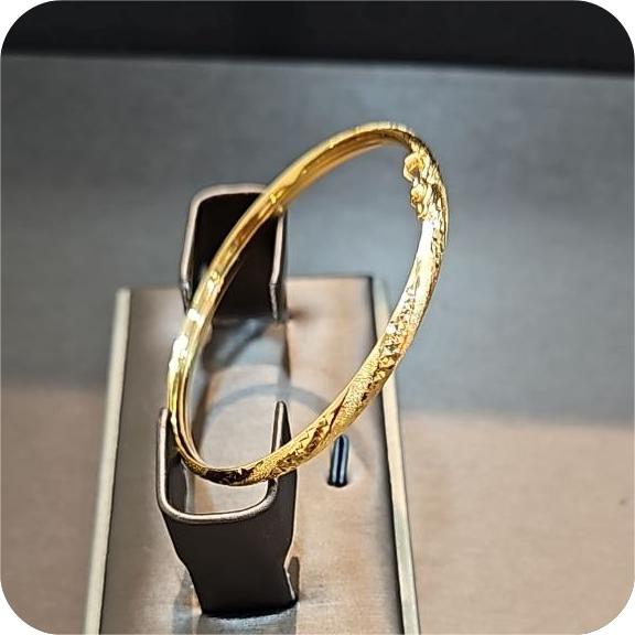 22k / 916 Gold Regal Bloom Gold Hollow Bangle - Best Gold Shop 22k gold 22k gold bangle 916 gold bangle