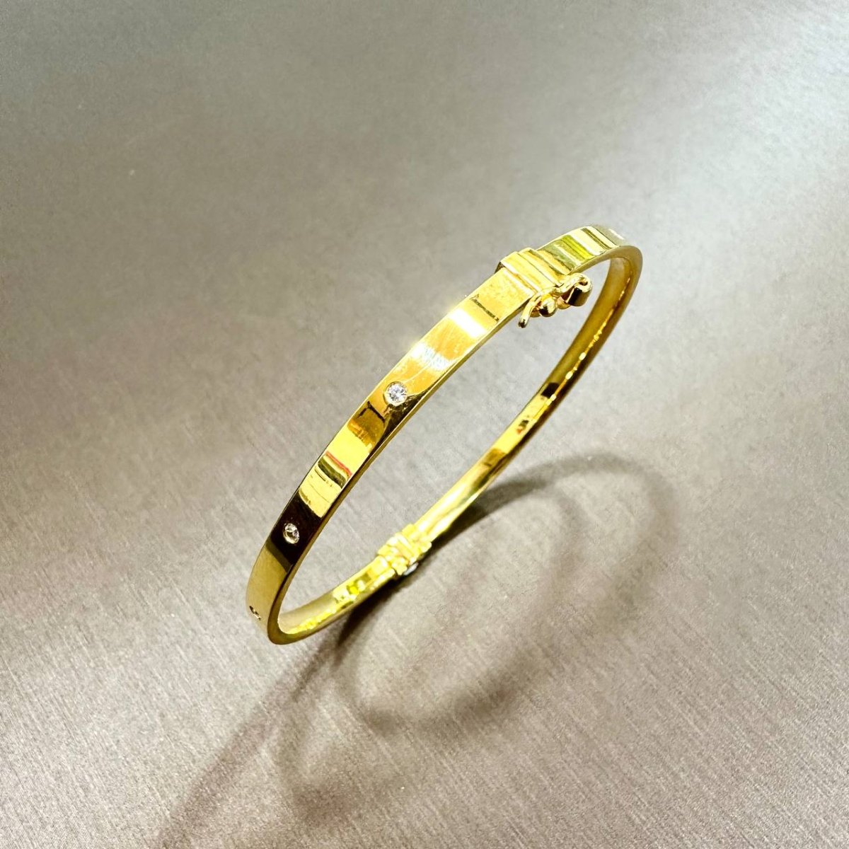 22k / 916 Gold Small Crystal Slim Bangle - Best Gold Shop 22k gold 22k gold bangle 22k gold bracelet 916 gold