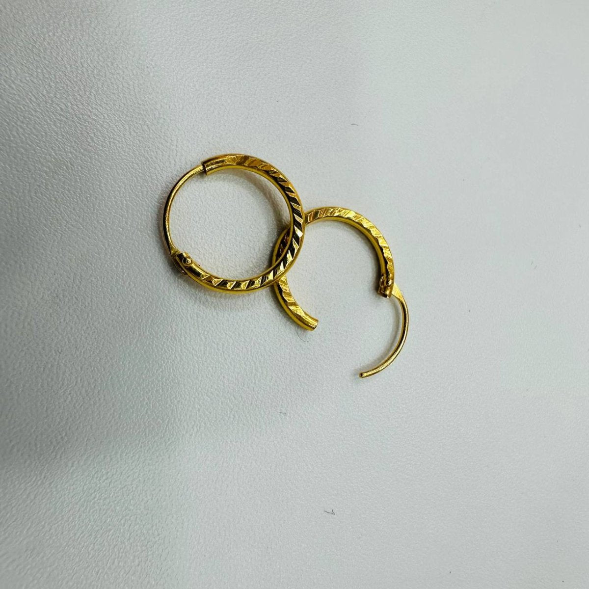 22K / 916 Gold Smooth with Cutting Edge Loop Earring by Best Gold Shop - Best Gold Shop 22k gold 22k gold earring 916 gold Earrings