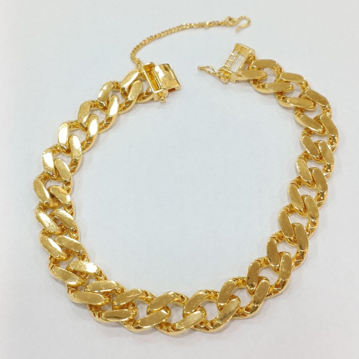 22k / 916 Gold Solid Cuban Bracelet - Best Gold Shop 22k gold 22k gold bracelet 916 gold 916 gold