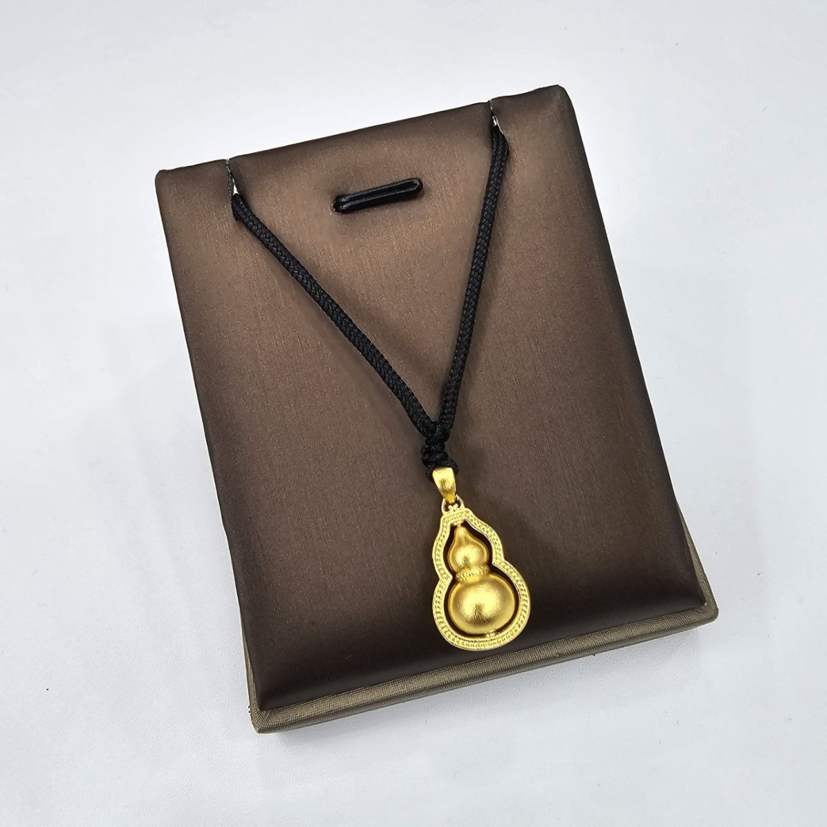 24K / 999 Gold Bottle Gourd Pendant with Black String - Best Gold Shop 24k gold 24k gold Pendant 999 gold Charms & Pendants