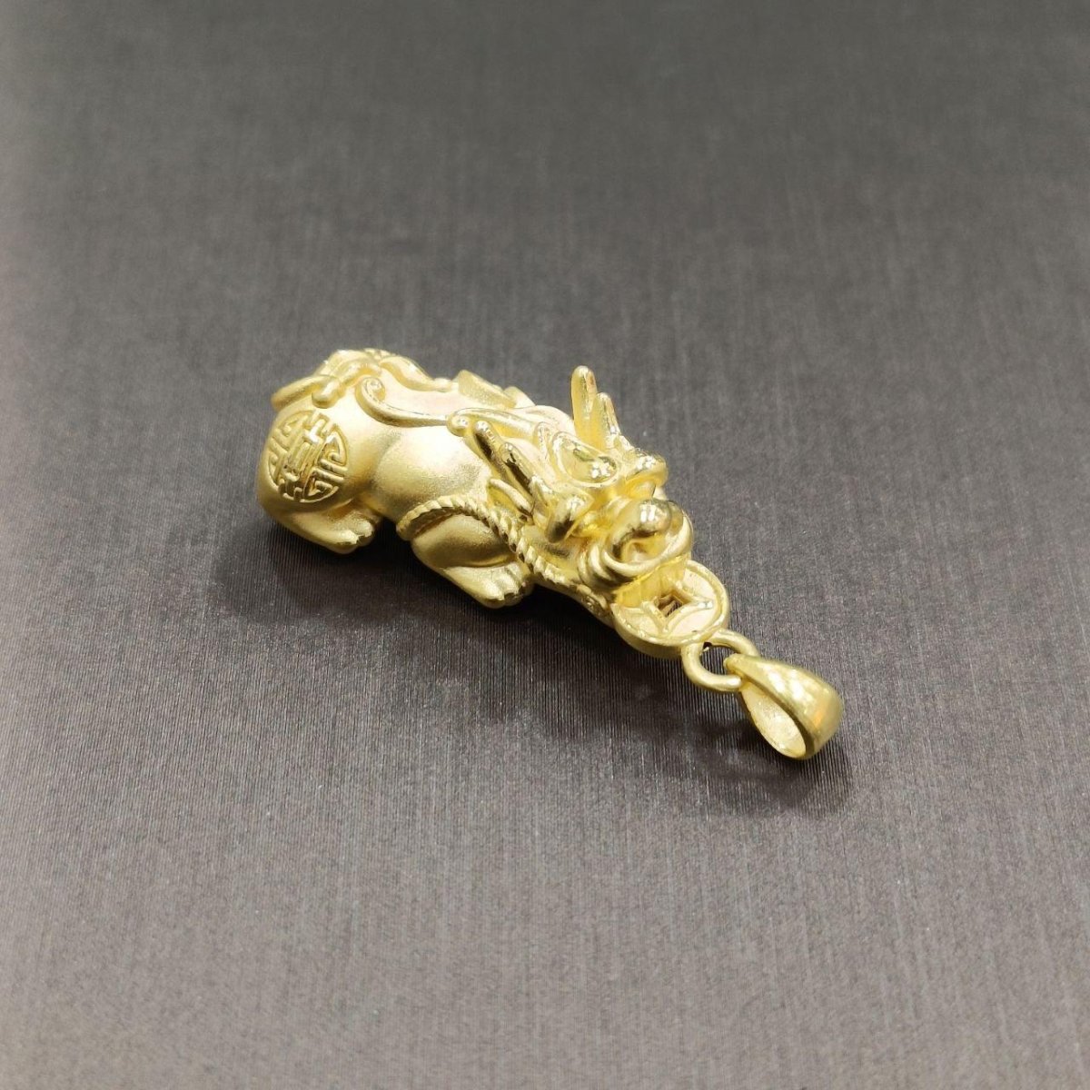 24k / 999 Gold Hollow Pixiu Pendant - Best Gold Shop 24k gold 24k gold Pendant 999 gold 999 gold