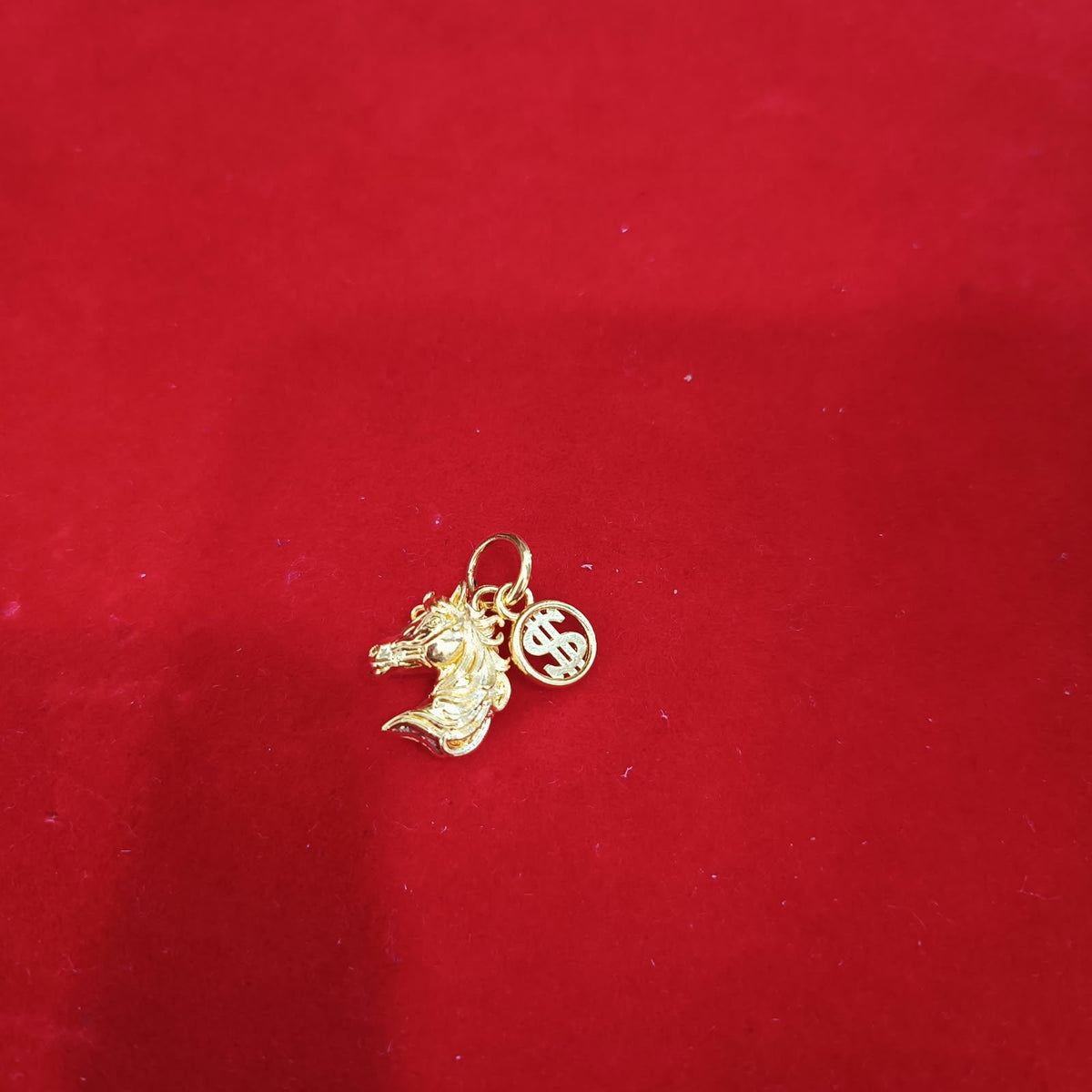 22K / 916 Gold Grand Pendants & Charms – 0.2g to 0.7g