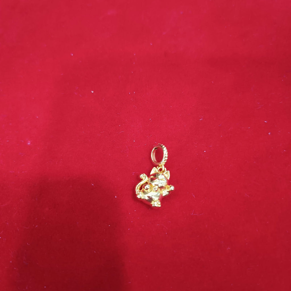 22K / 916 Gold Grand Pendants & Charms – 0.2g to 0.7g