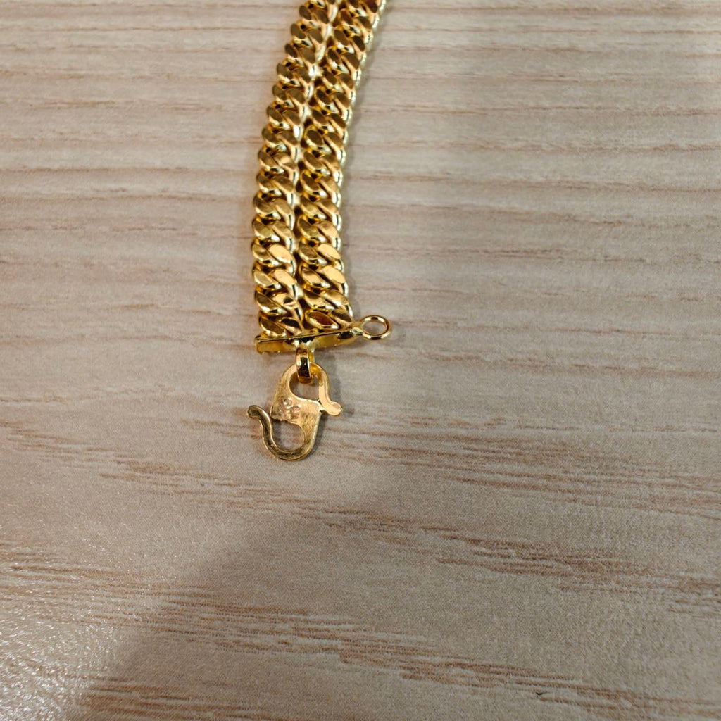 916 Gold (22K) Double Cowboy chain bracelet in full view