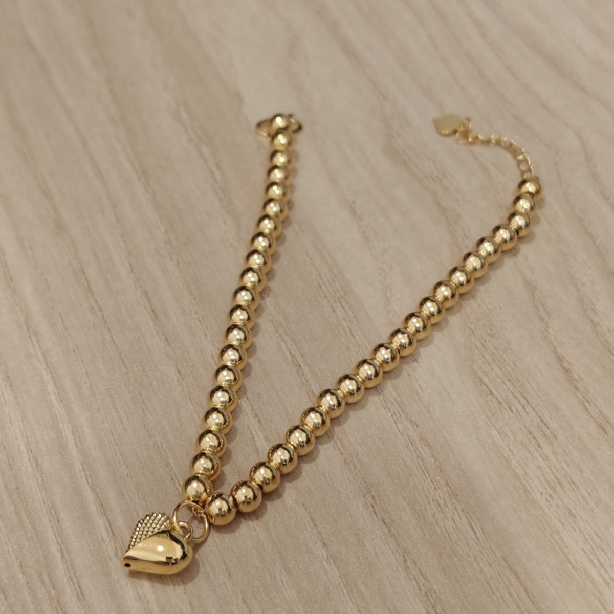 916 Gold Bead Bracelet With Dangling Diamond Cut Heart V2 Feather LightBraceletsBest Gold Shop