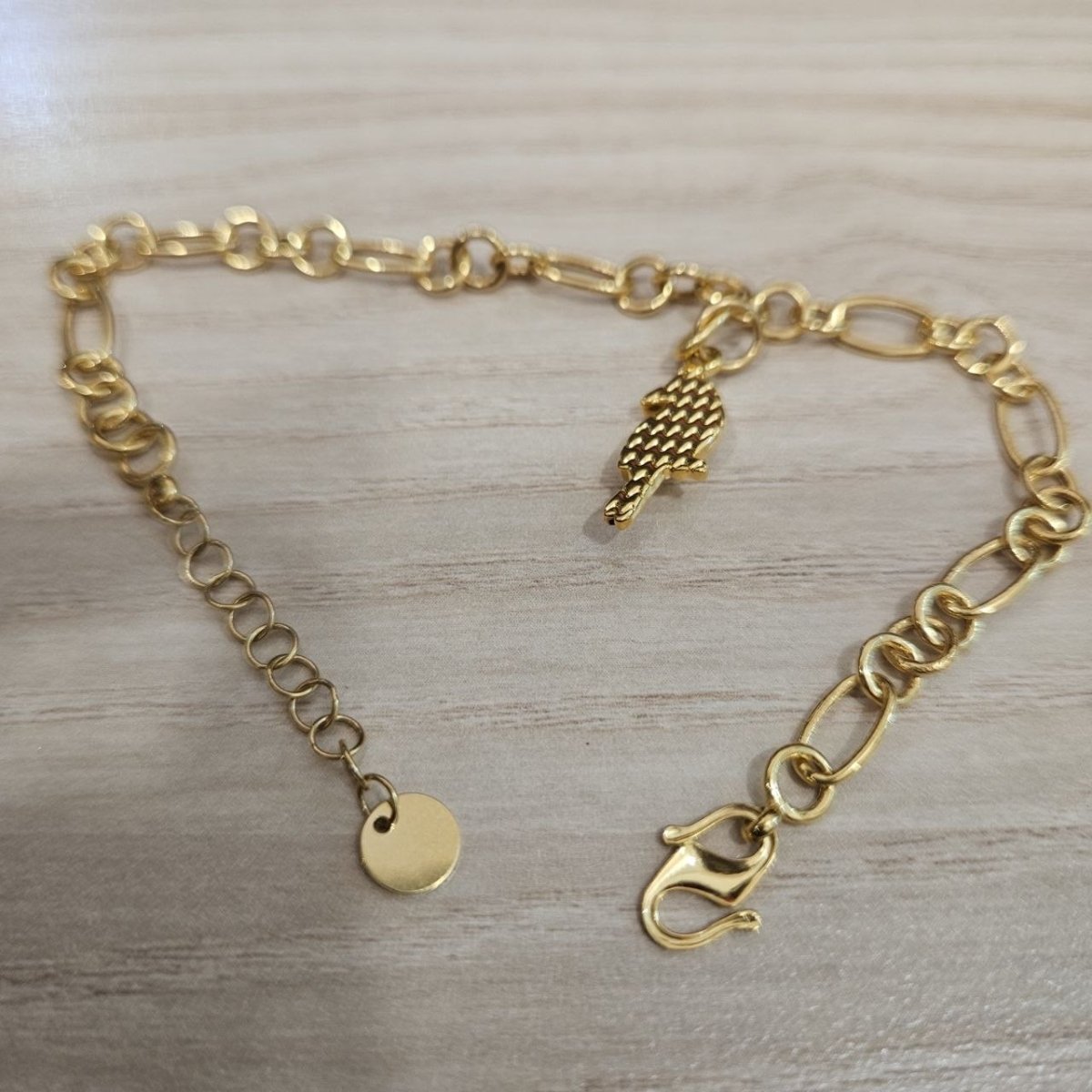 916 Gold Bracelet Link Design With Dangling CharmsBraceletsBest Gold Shop