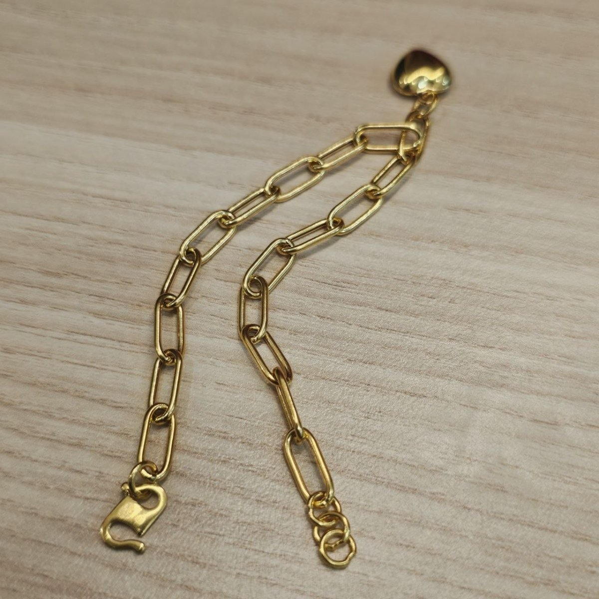 916 Gold Link Bracelet with Dangling Heart Version 2BraceletsBest Gold Shop