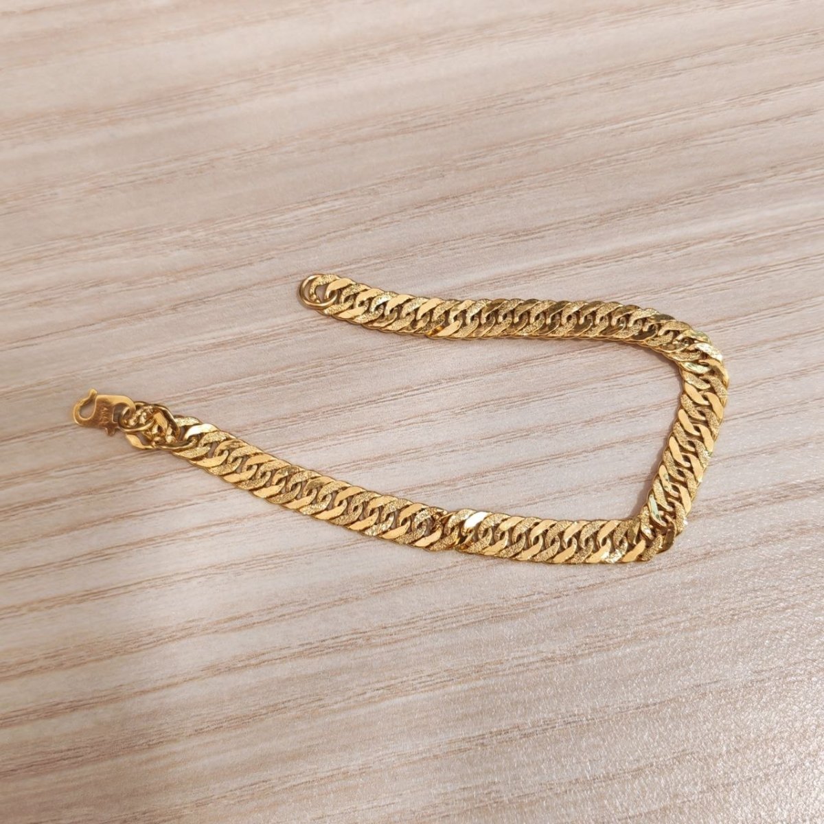 916 Gold Lipan Bracelet Light WeightBraceletsBest Gold Shop