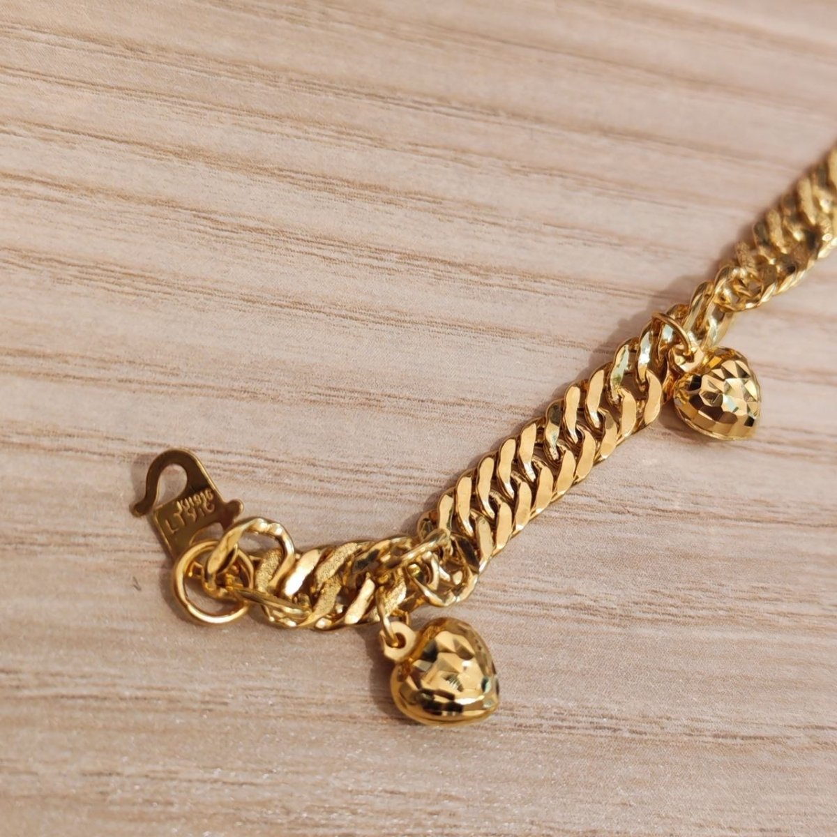 916 Gold Lipan Dangling Heart BraceletBraceletsBest Gold Shop
