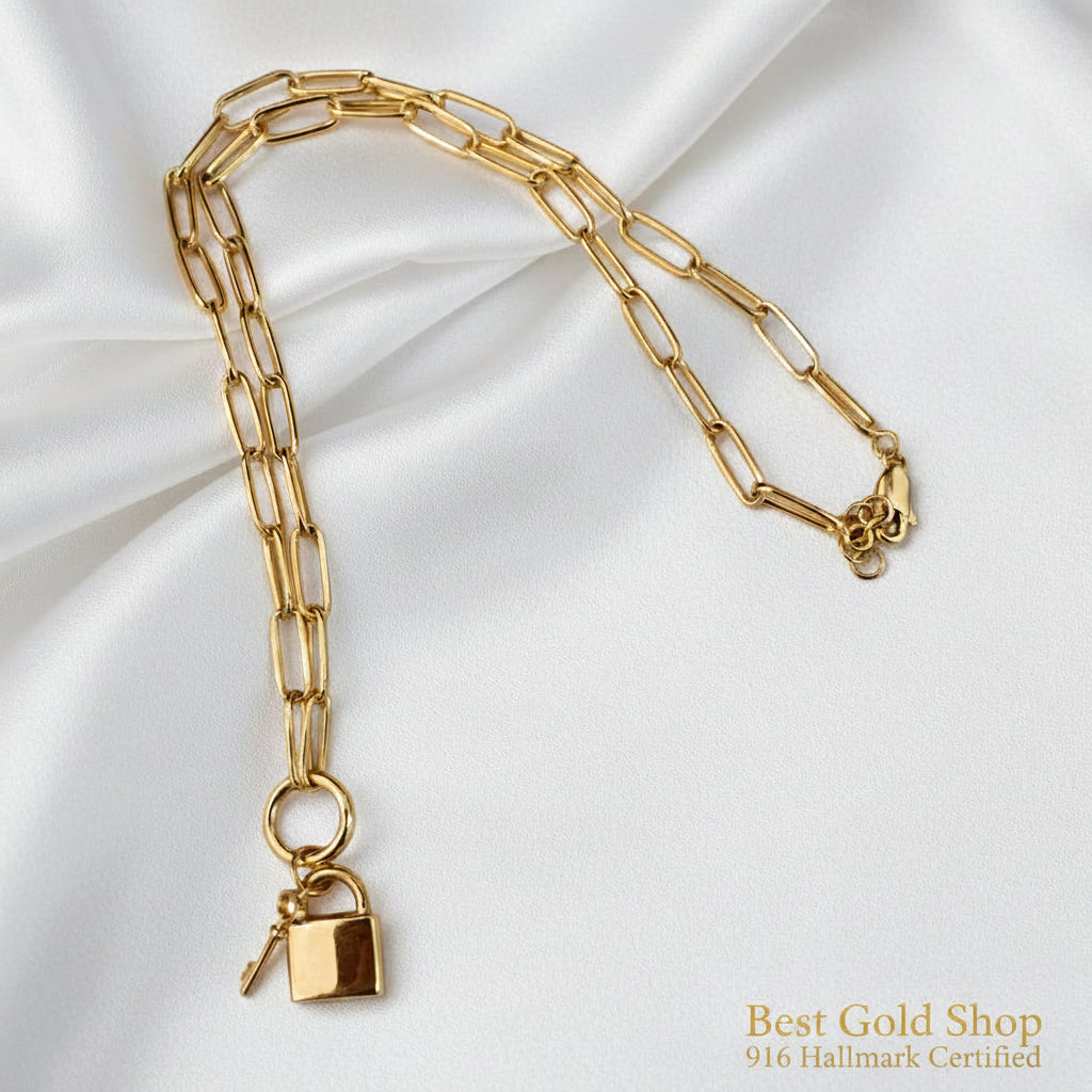 916 Gold Lock & Key Paperclip necklace in full view.