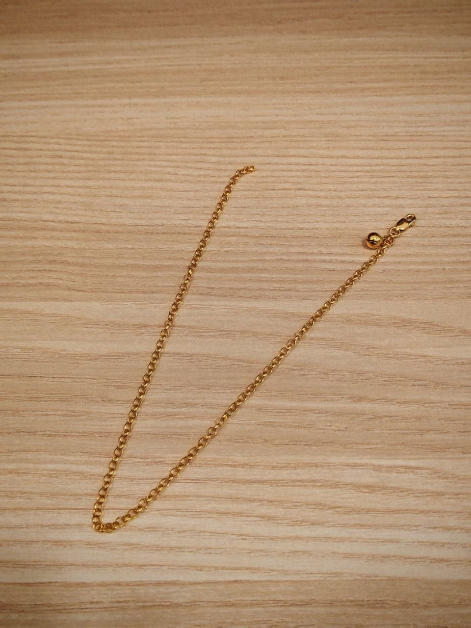 916 Gold round link bell anklet full view