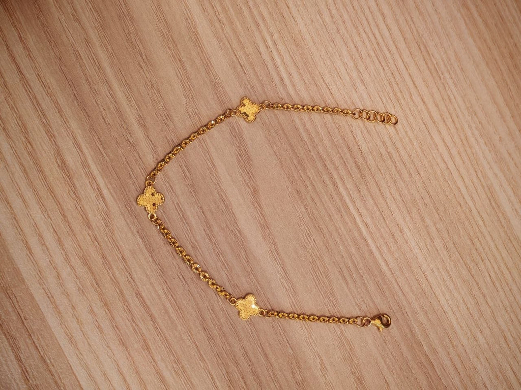 916 Gold Sunflower Motif Bracelet extension chain