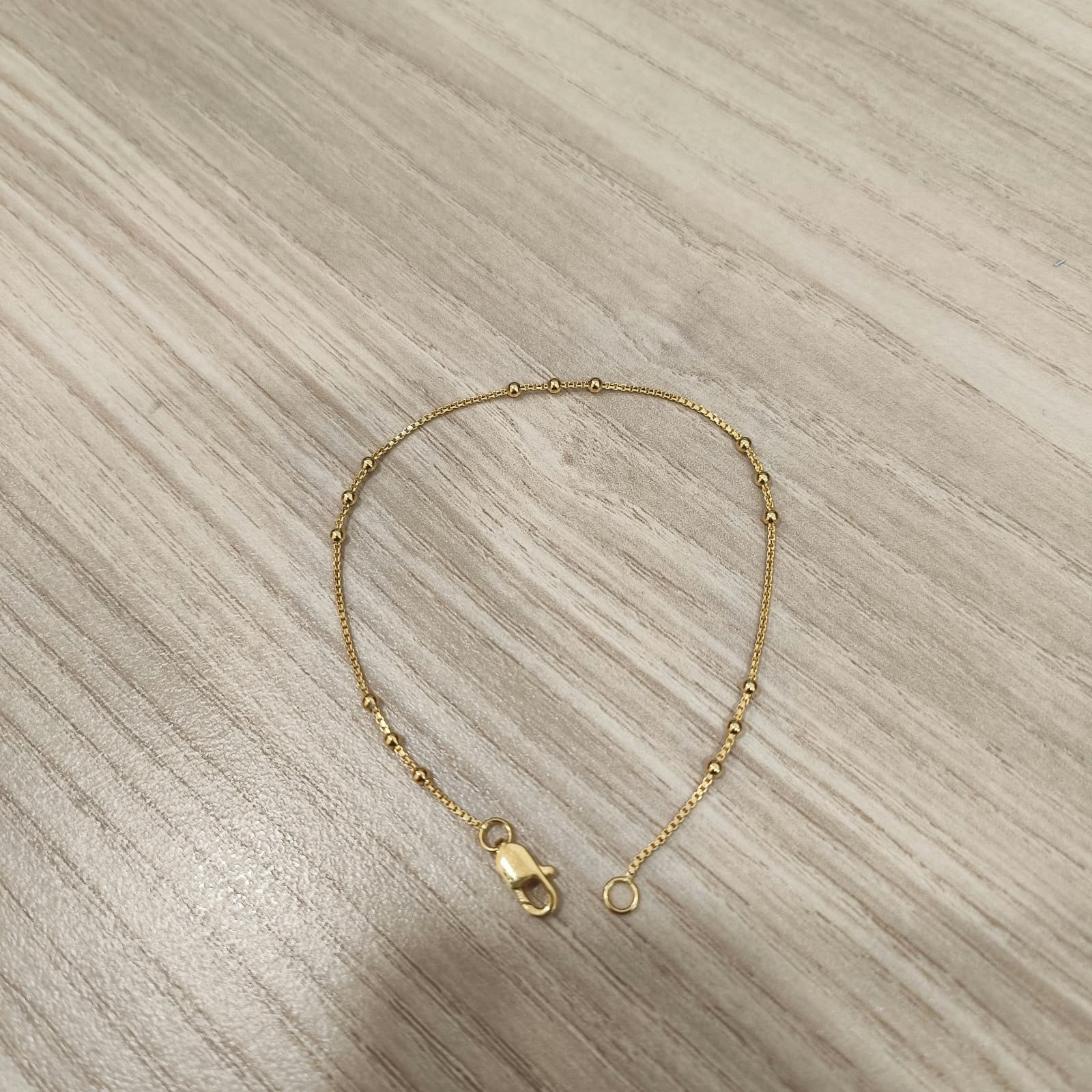 916 Gold Fancy Bead Station Bracelet – 17.5cm