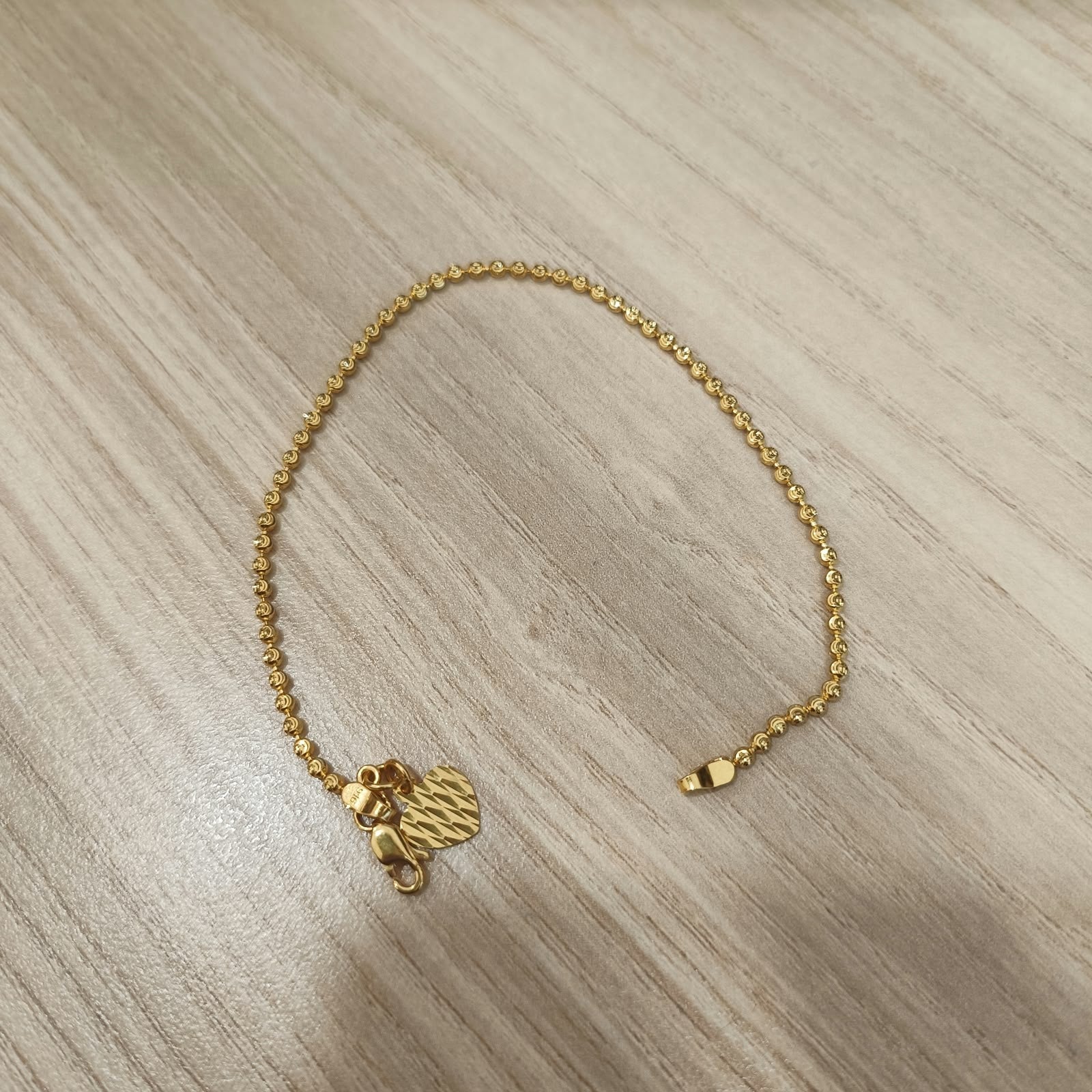916 Gold Solid Bead Bracelet with Heart Charm