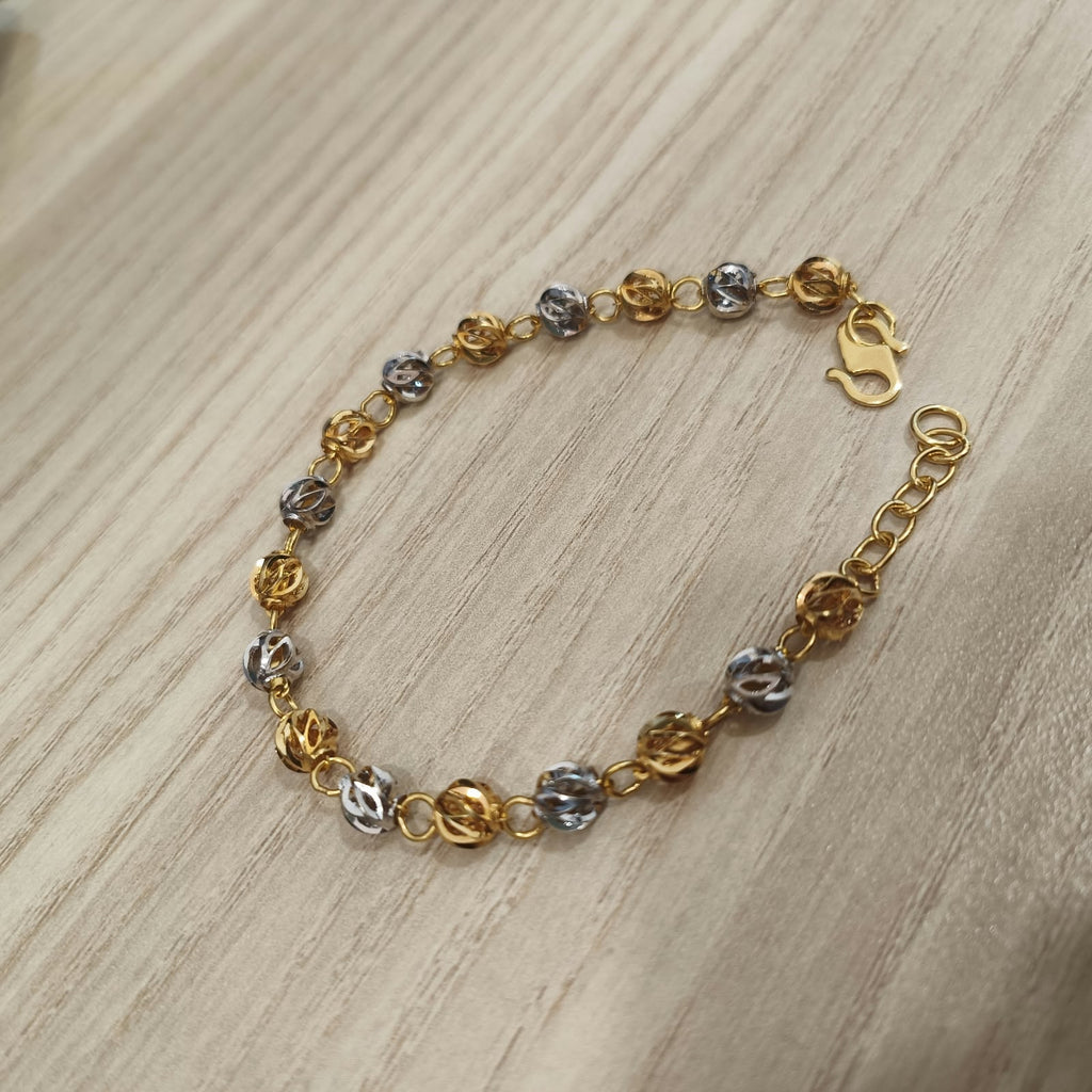 916 Gold Two-Tone Faceted Ball Bracelet – 18.5cm