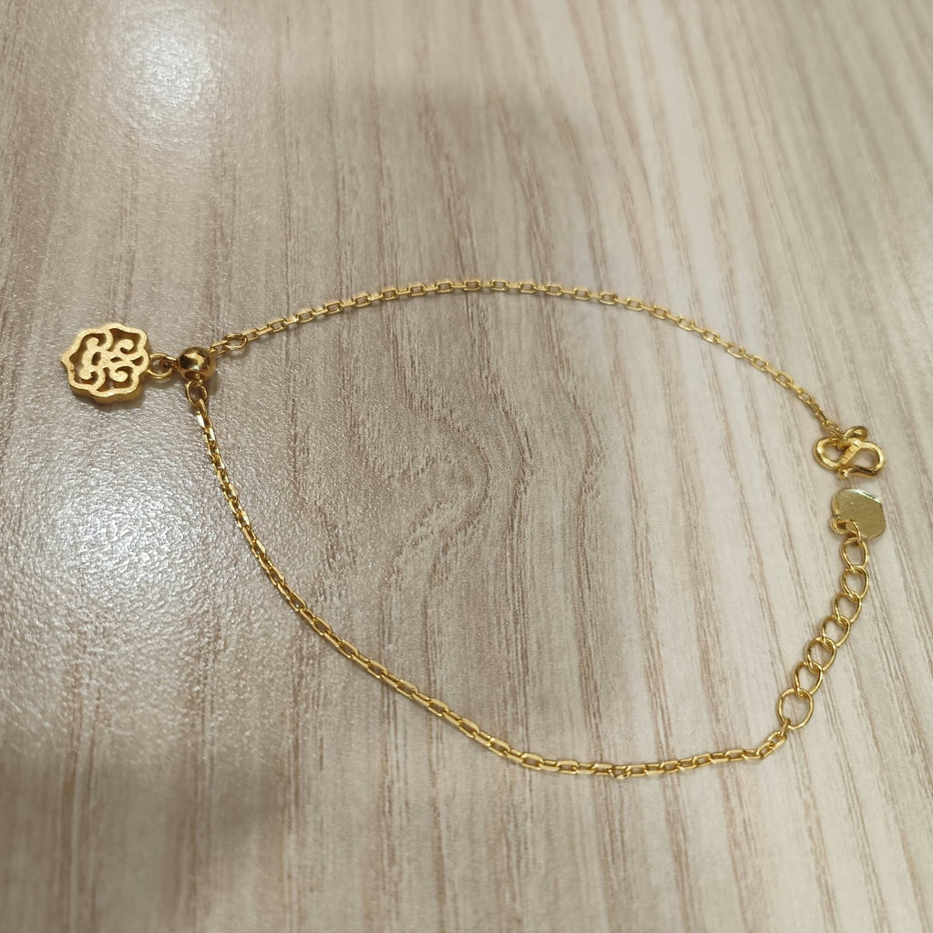 999 Gold Wan Zi Bracelet with Ruyi Charm | Meaningful 24K Gold Design