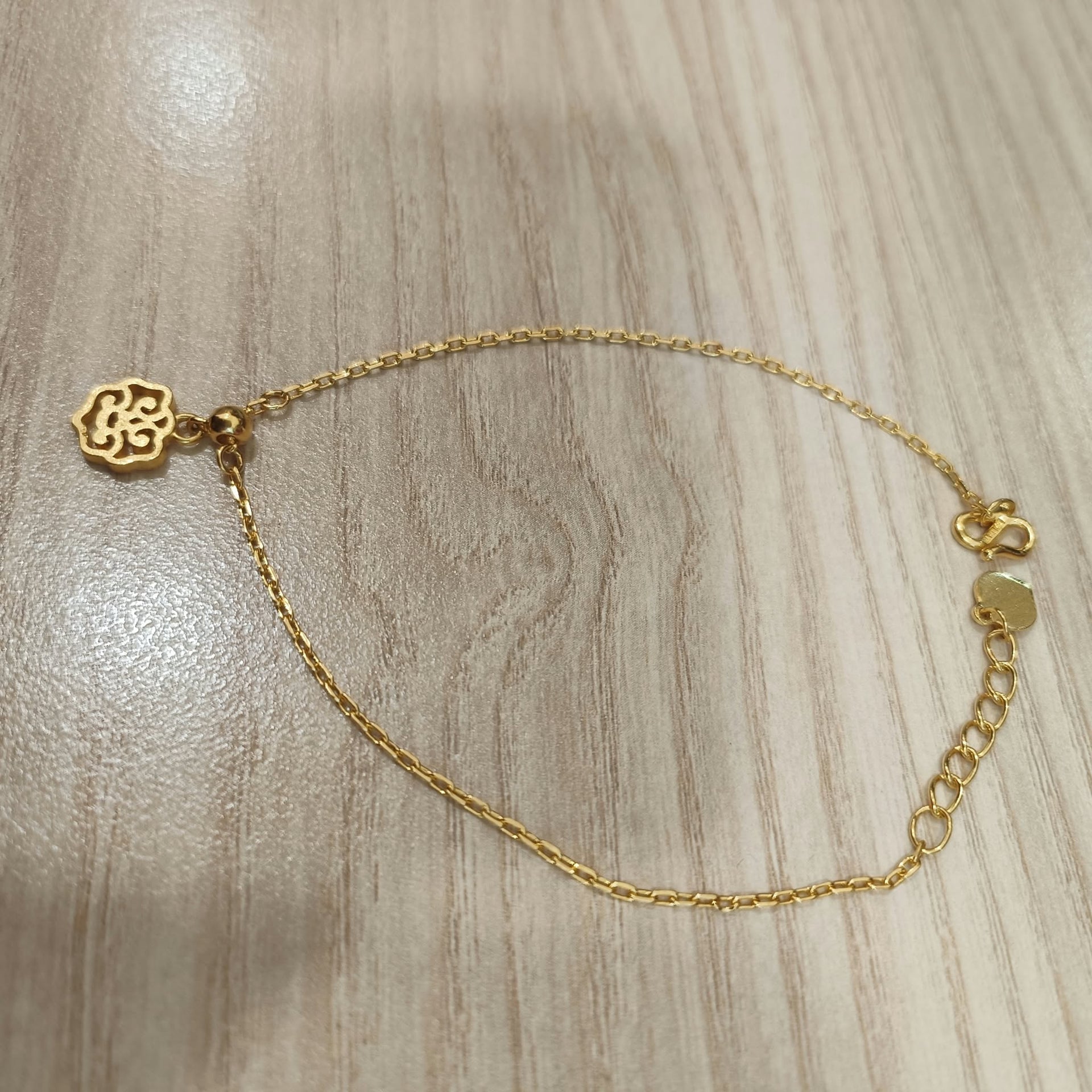 999 Gold Wan Zi Bracelet with Ruyi Charm | Meaningful 24K Gold Design