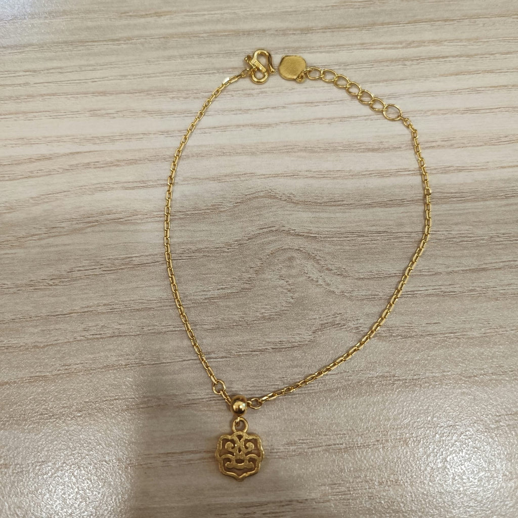 999 Gold Wan Zi Bracelet with Ruyi Charm | Meaningful 24K Gold Design