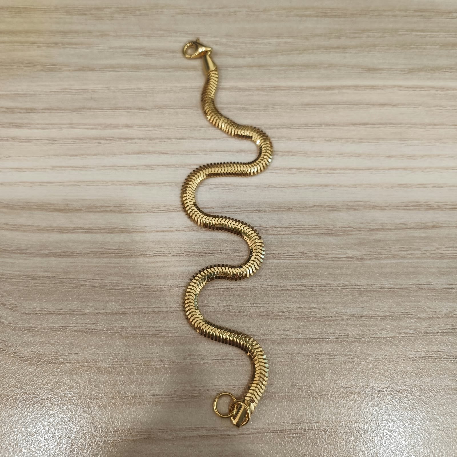 916 Gold Snake Chain Bracelet | Sleek 22K Gold Design