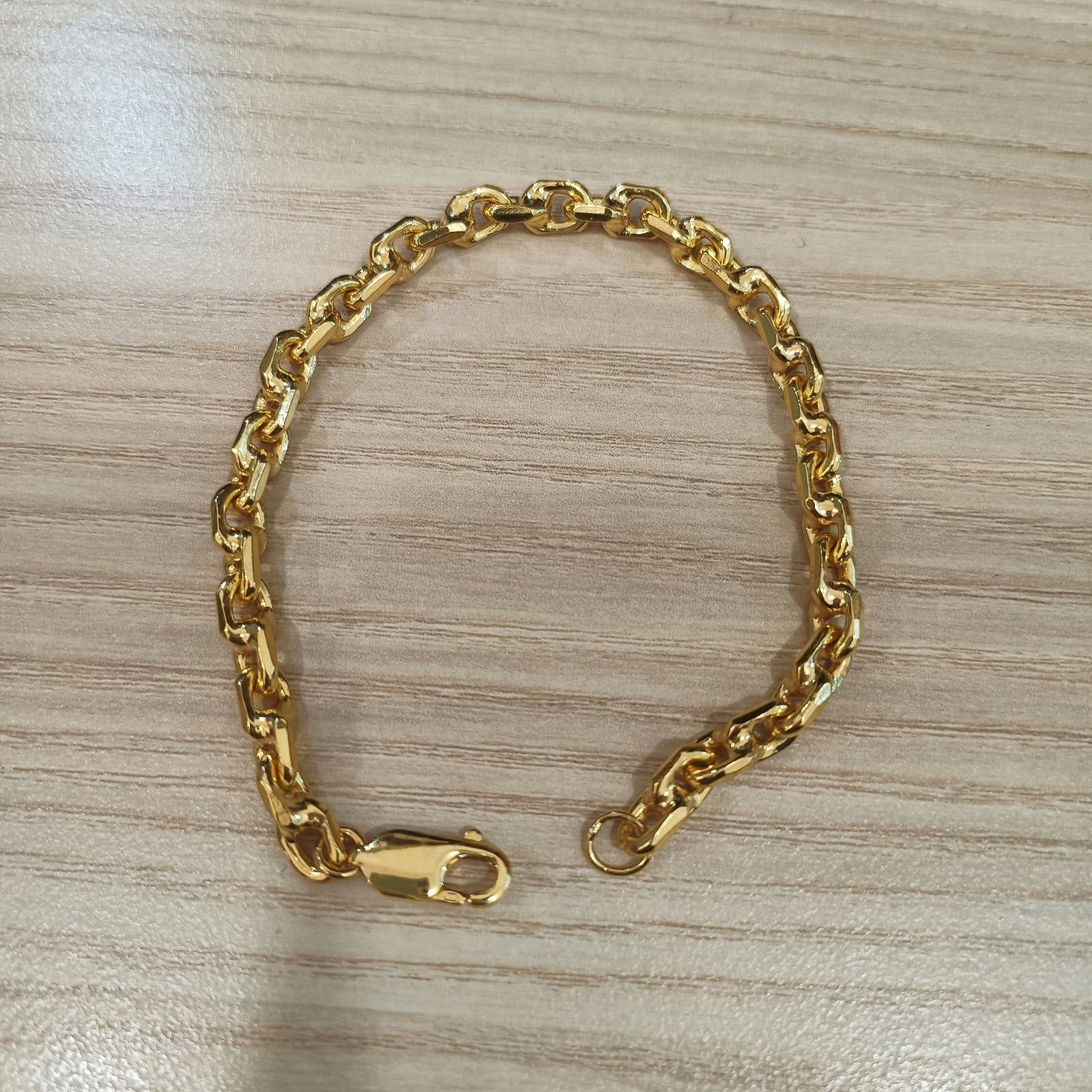 916 Gold Solid Wanzi Bracelet | Heavyweight 22K Gold Design