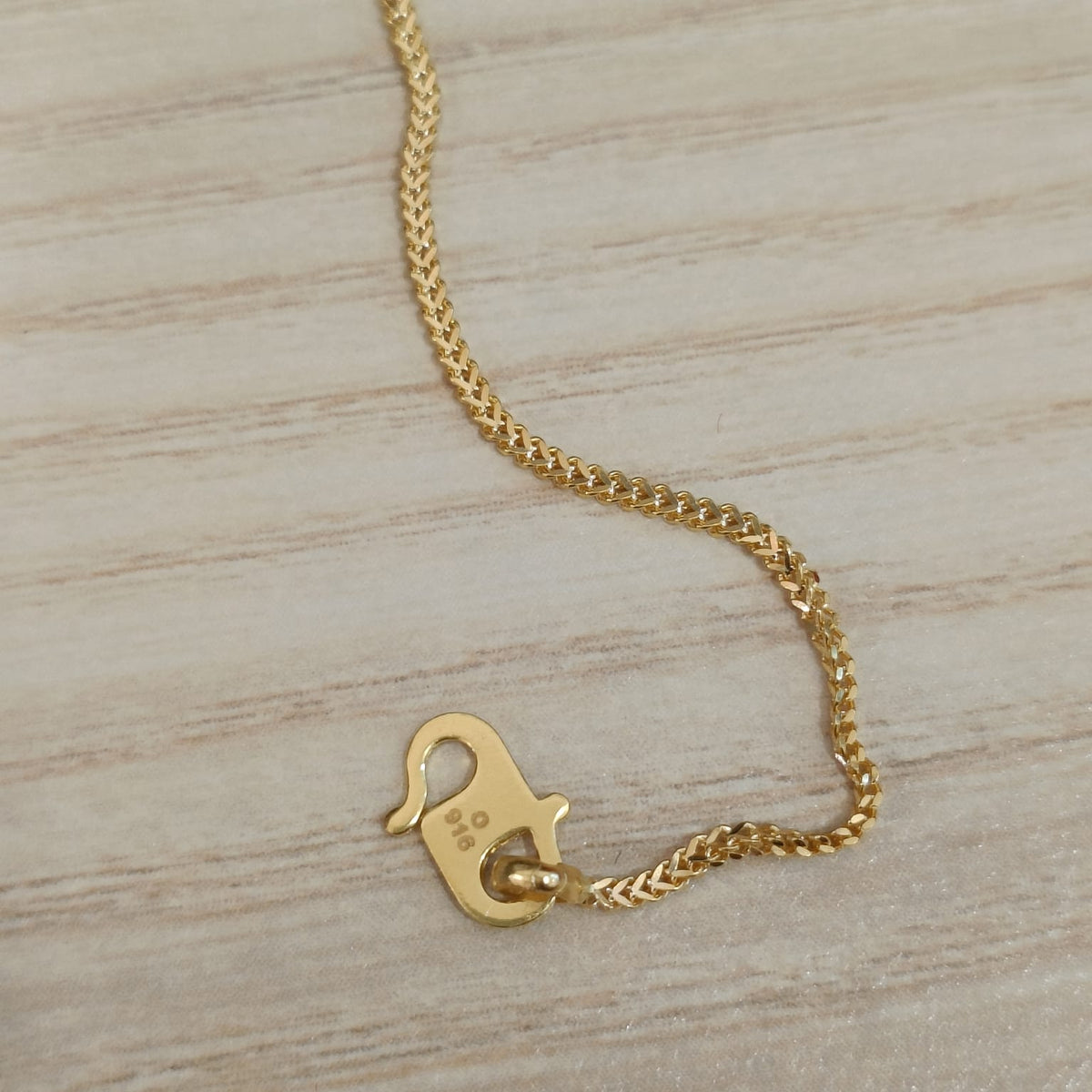 916 Gold Flat Bead Bracelet | Adjustable 22K Gold Design