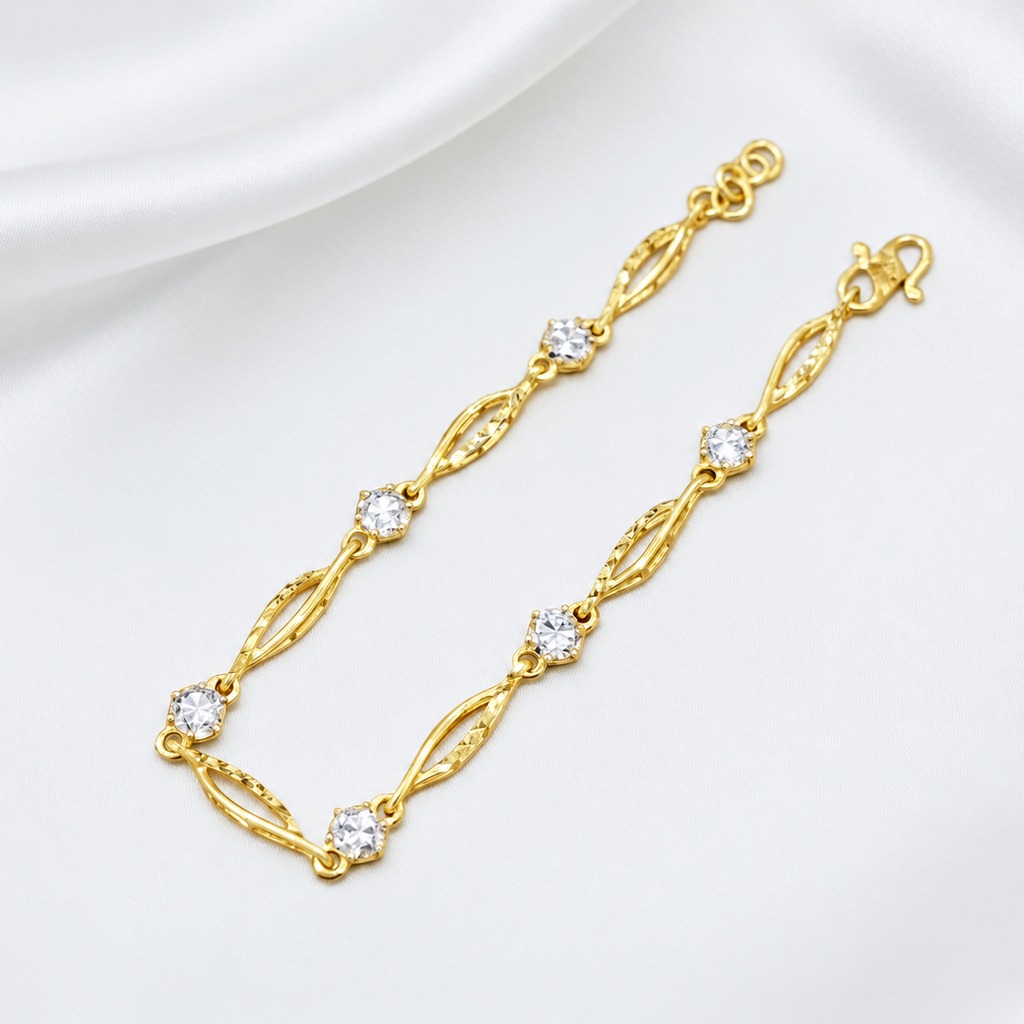 Reference narrow open marquise-link bracelet with round silver-coloured accents on white satin