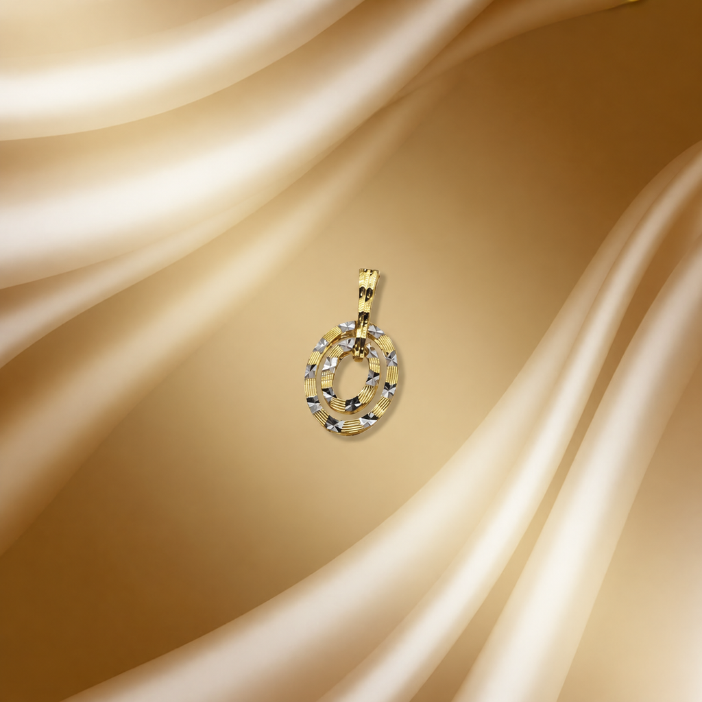 916 gold double-oval pendant with ribbed sections and bright faceted highlights