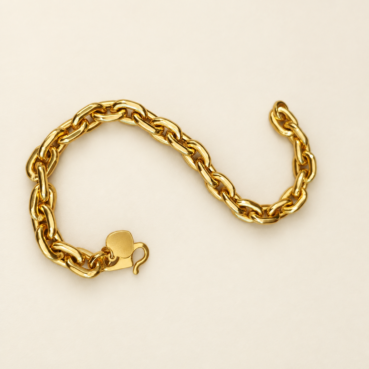 Curved full-length view of 22K / 916 gold Hollow Wanzi Bracelet, 10.29 g