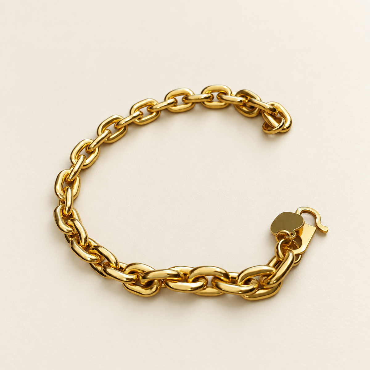 Side view of 22K / 916 gold Hollow Wanzi Bracelet, 17.5 cm