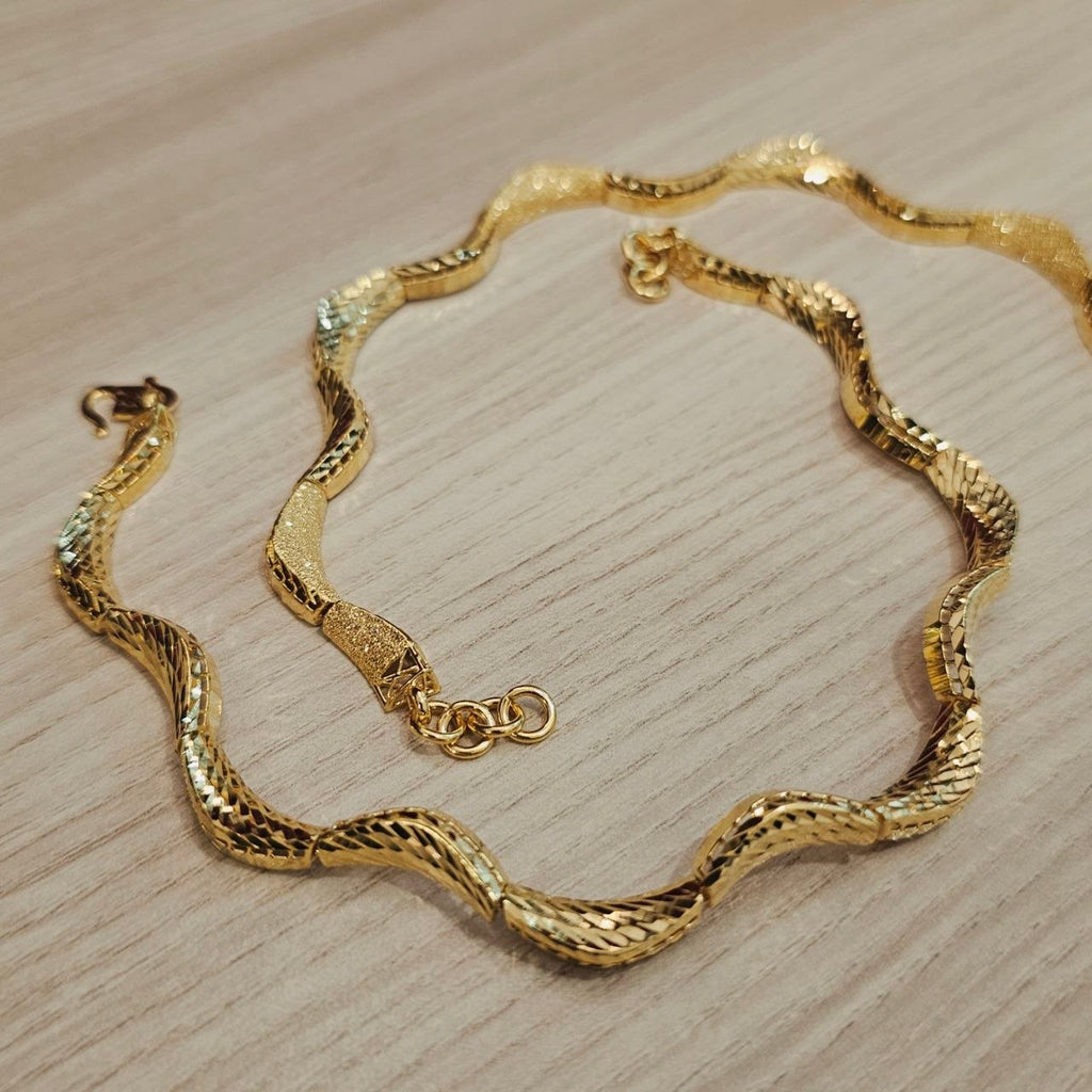 916 Gold Wavy Bracelet | New Design Elegant