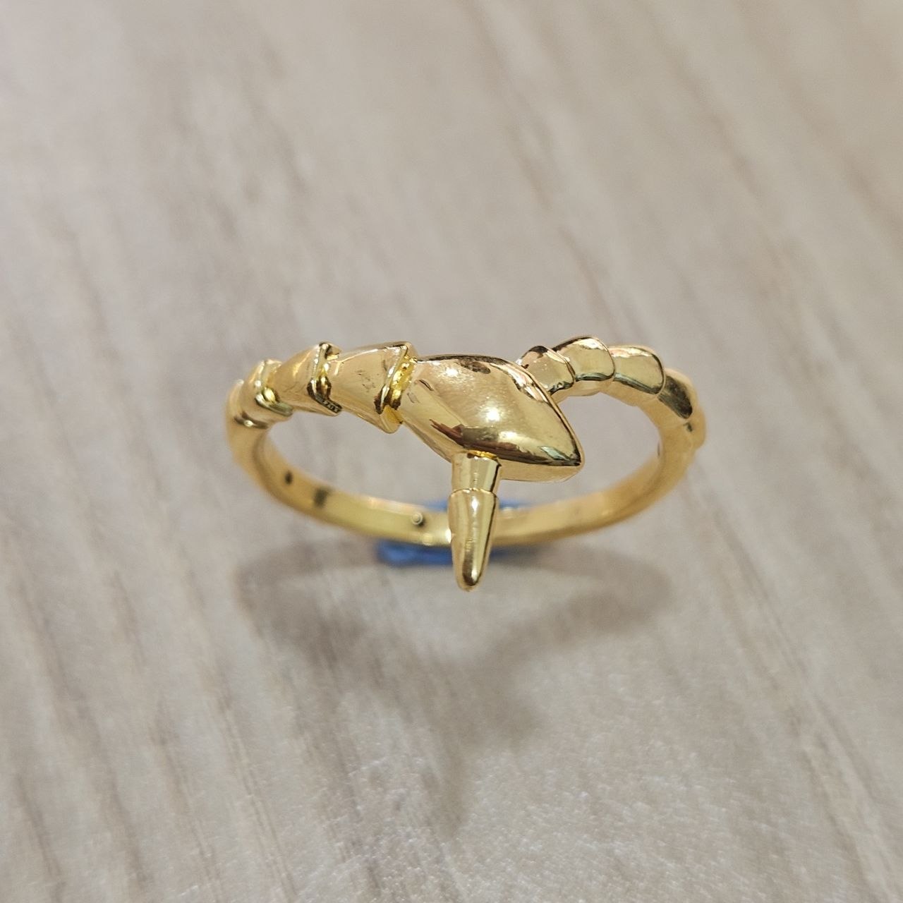 916 Gold Naga Snake Dragon Ring Feather Light