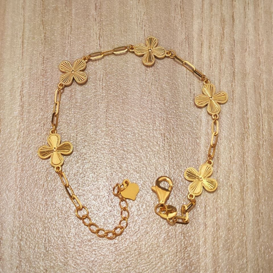 916 Gold Rainbow Leaf Bracelet | Elegant Nature-Inspired Design