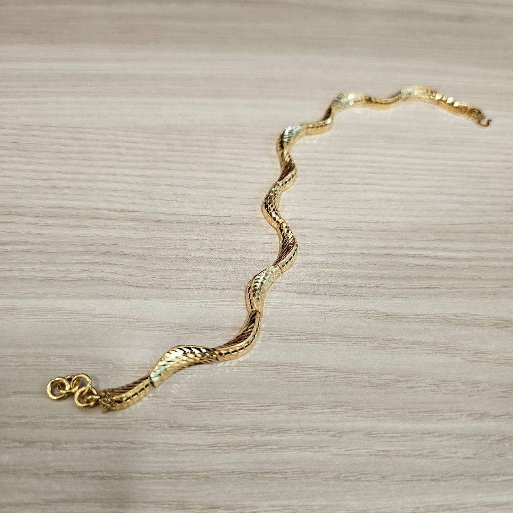 916 Gold Wavy Bracelet | New Design Elegant